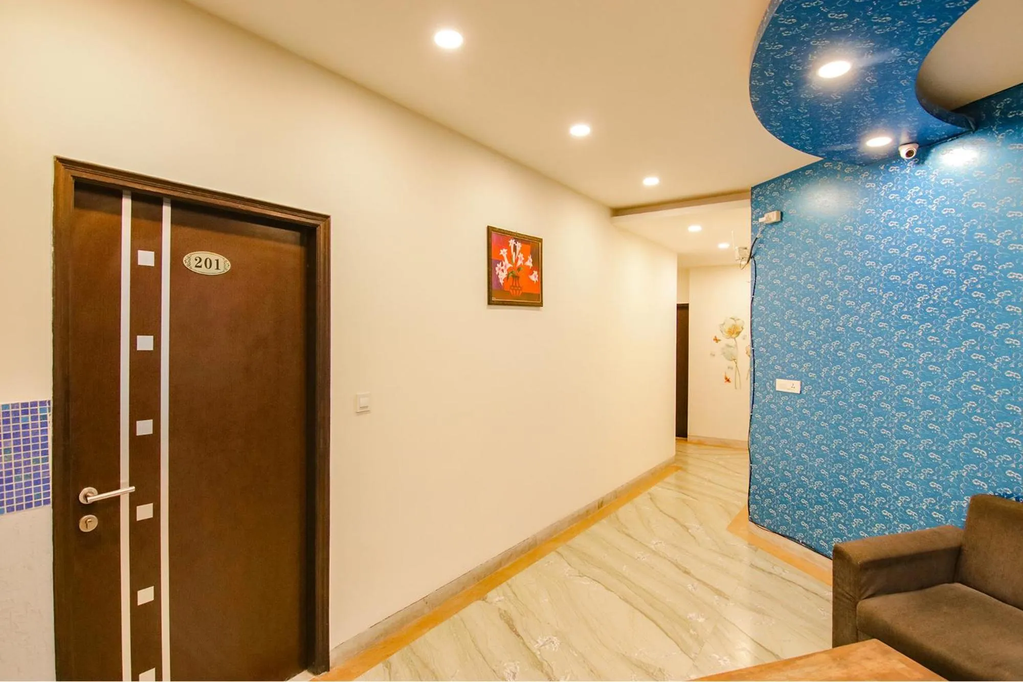 Property building in Hotel Leaf 9 INN, Cyber City near Ambience Mall