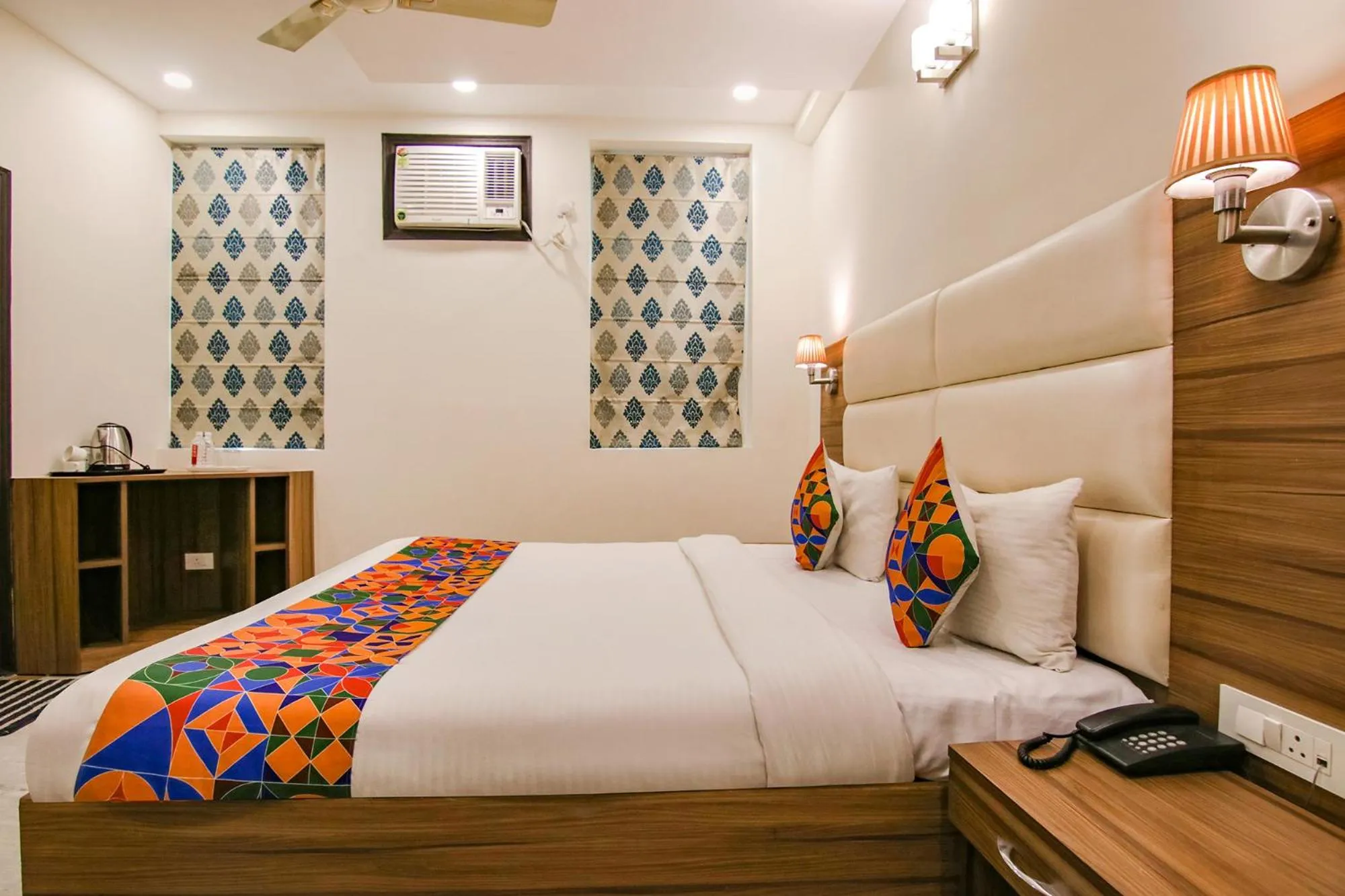 Bed in Hotel Leaf 9 INN, Cyber City near Ambience Mall