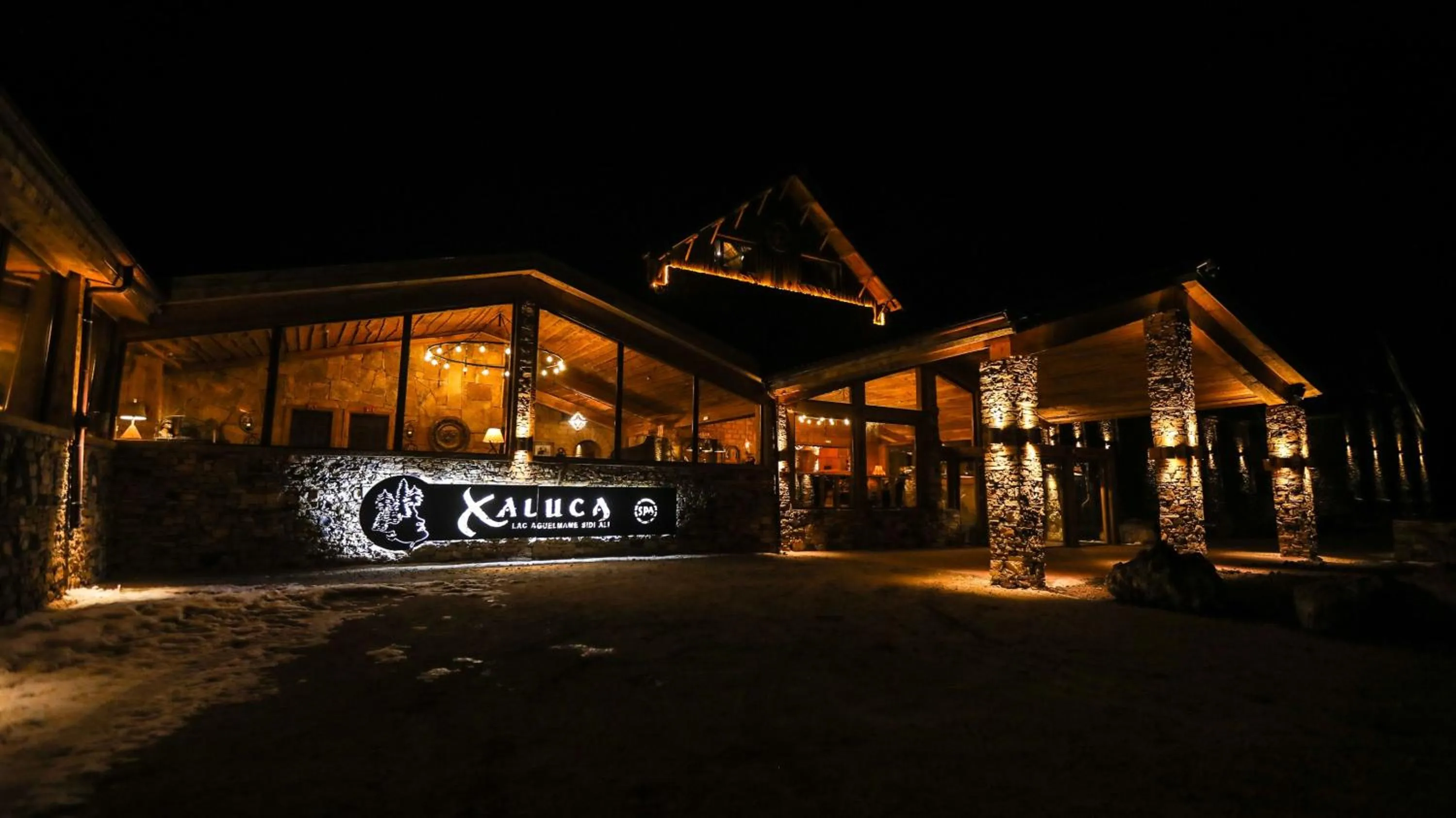 Property building in Hotel Xaluca Spa Aguelmame Sidi Ali