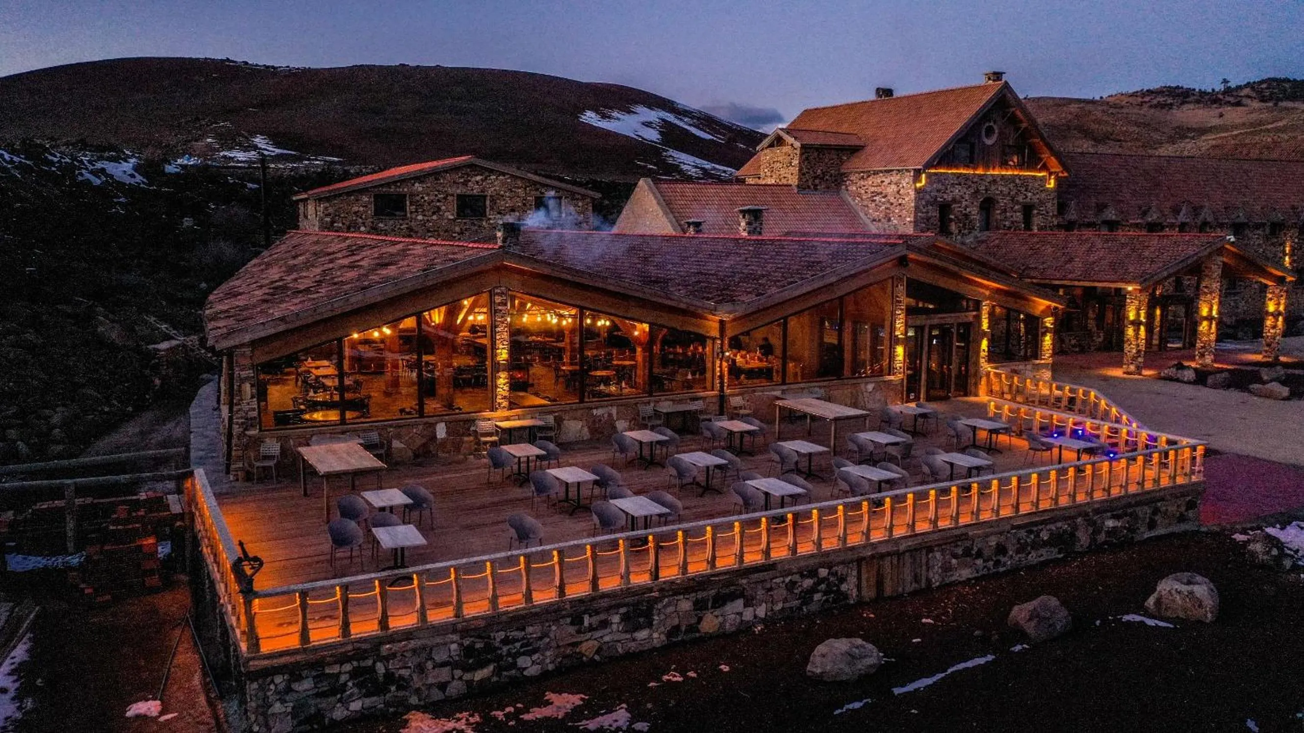 Property building in Hotel Xaluca Spa Aguelmame Sidi Ali