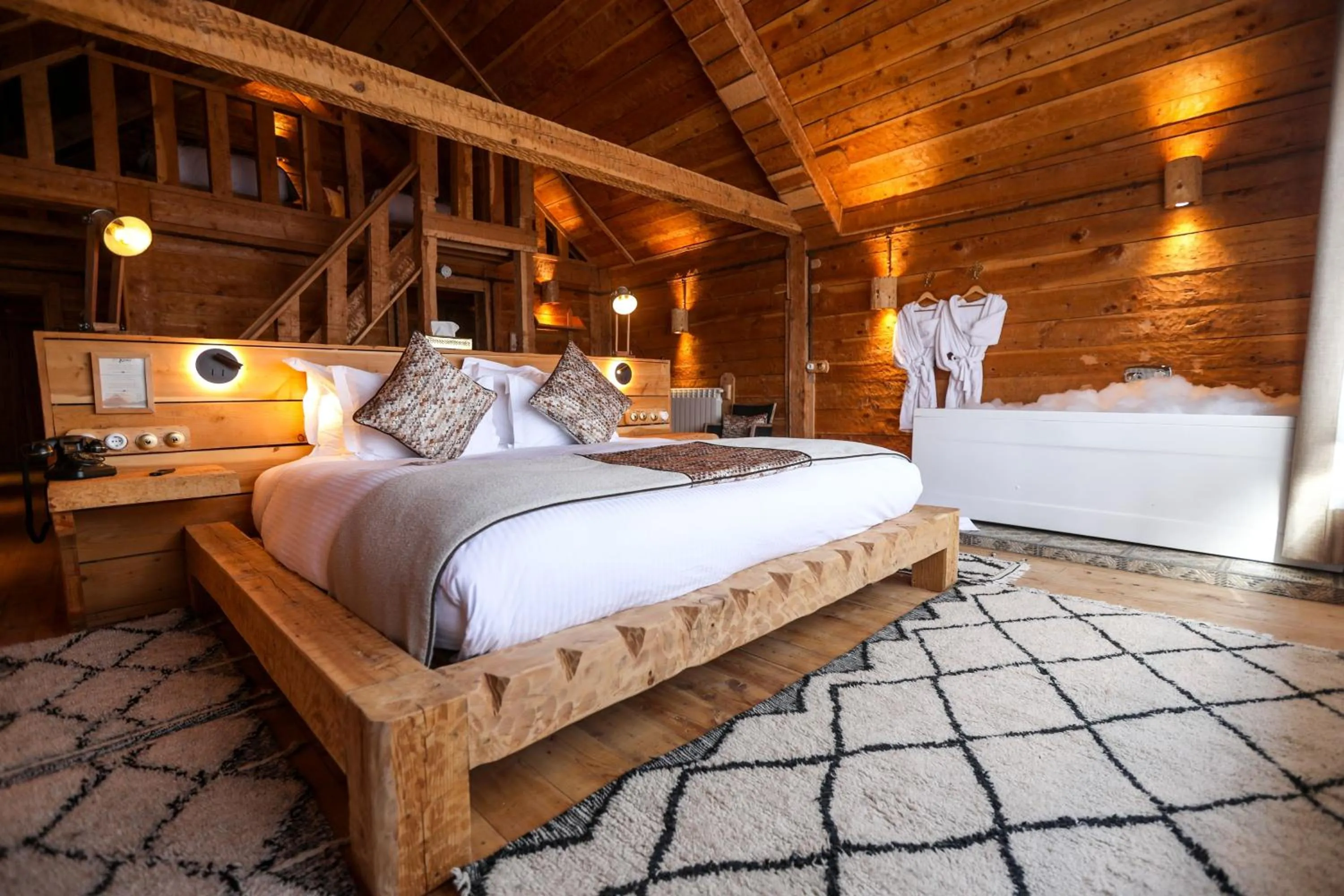 Photo of the whole room, Bed in Hotel Xaluca Spa Aguelmame Sidi Ali