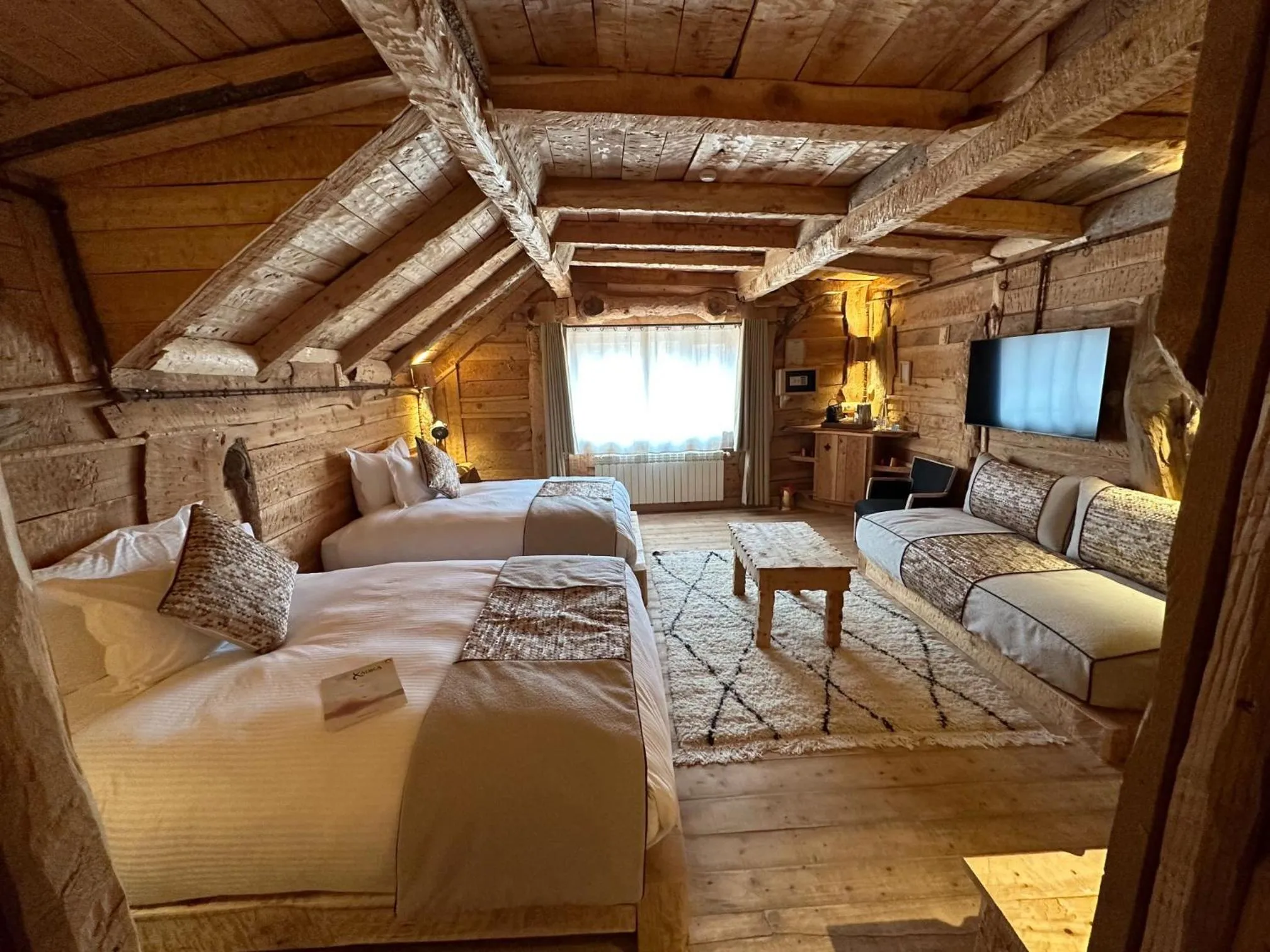 Bed in Hotel Xaluca Spa Aguelmame Sidi Ali