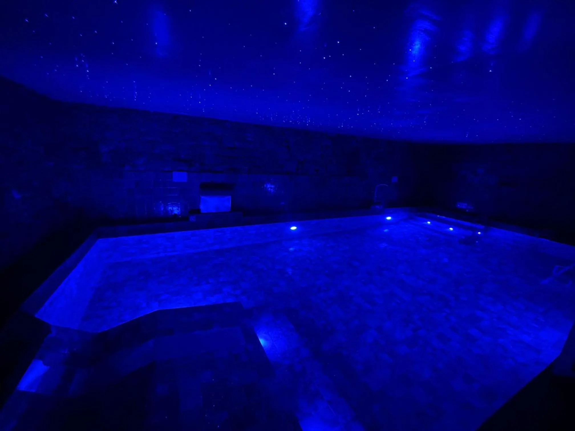 Swimming pool in Hotel Xaluca Spa Aguelmame Sidi Ali