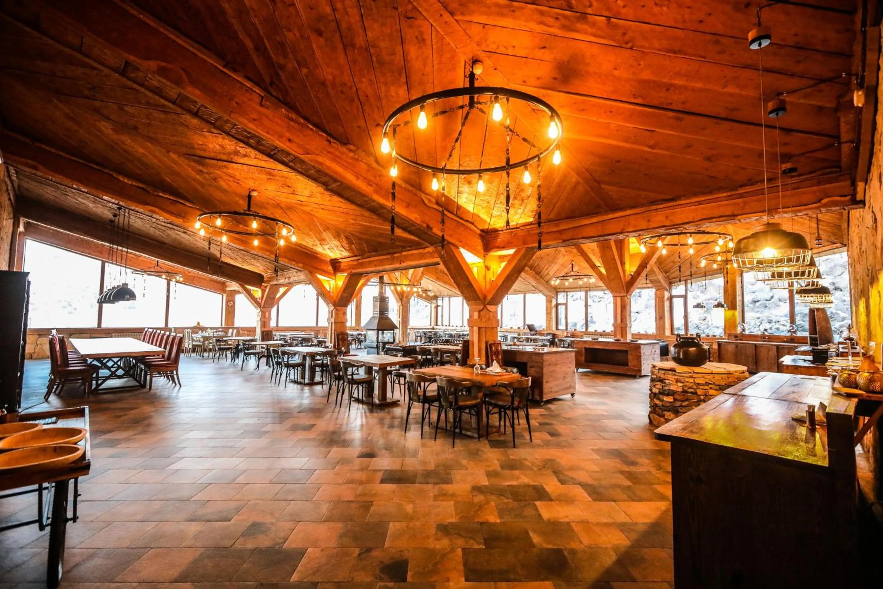 Restaurant/places to eat in Hotel Xaluca Spa Aguelmame Sidi Ali