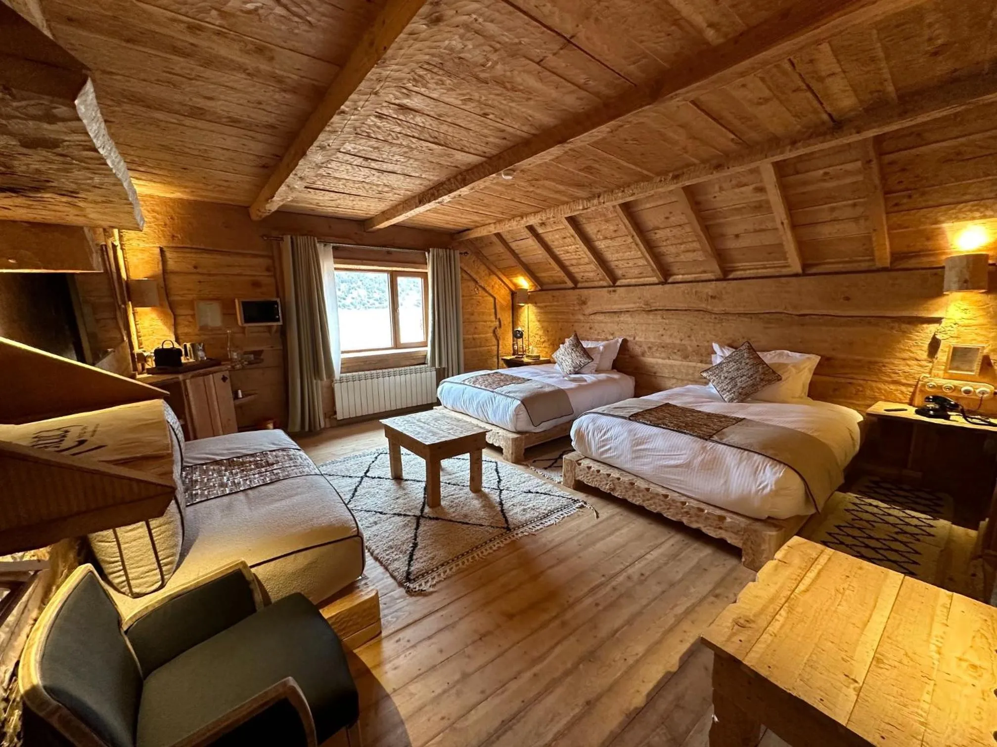 Bed in Hotel Xaluca Spa Aguelmame Sidi Ali