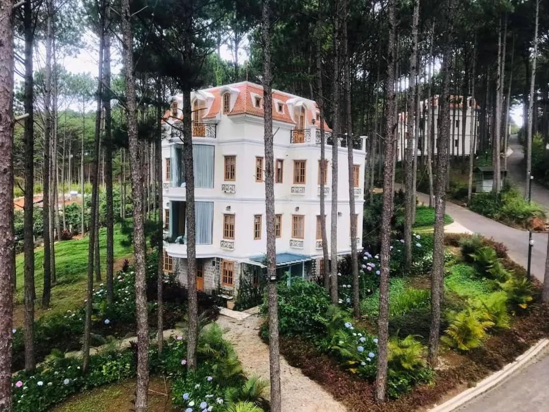 Property building in Omirita Resort Dalat