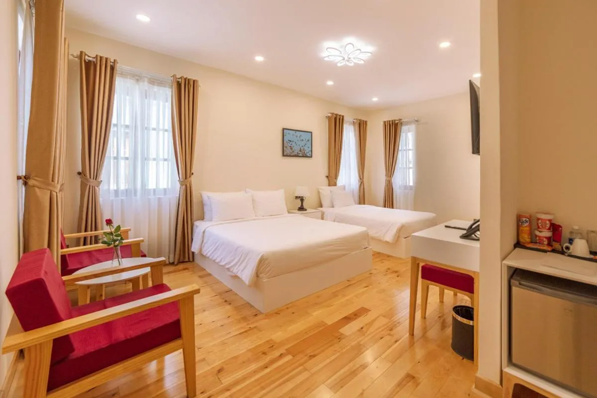 Bedroom, Bed in Omirita Resort Dalat