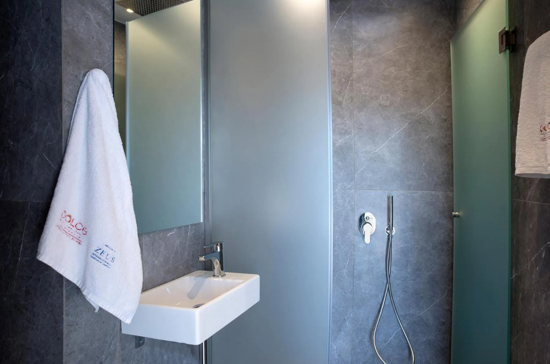 Shower in Zeus Dolce by Wyndham Athens