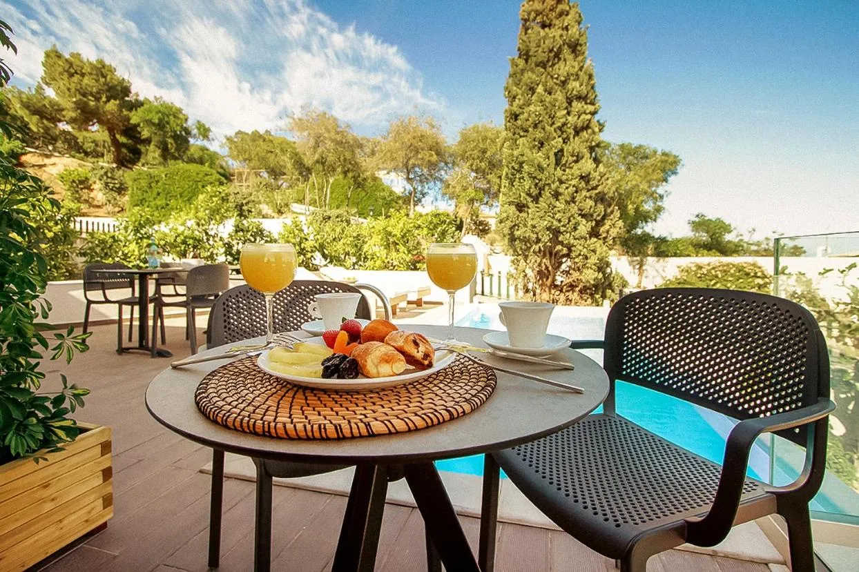 Zeus Dolce by Wyndham Athens