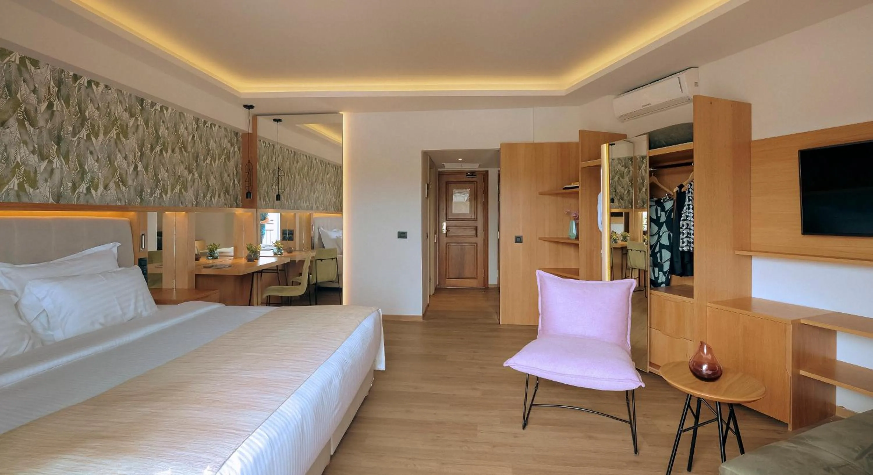 Bed in Zeus Dolce by Wyndham Athens