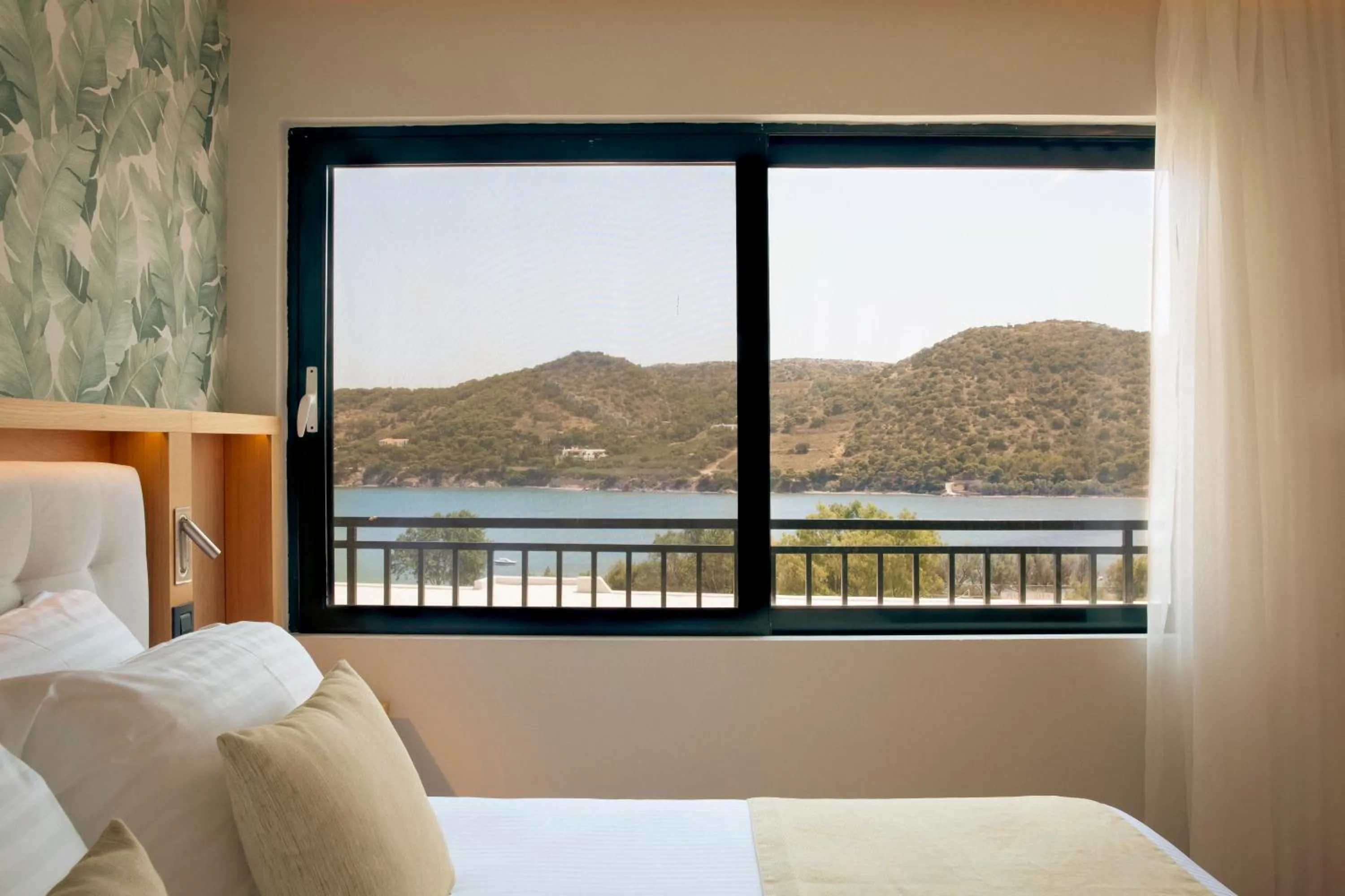 Bed in Zeus Dolce by Wyndham Athens