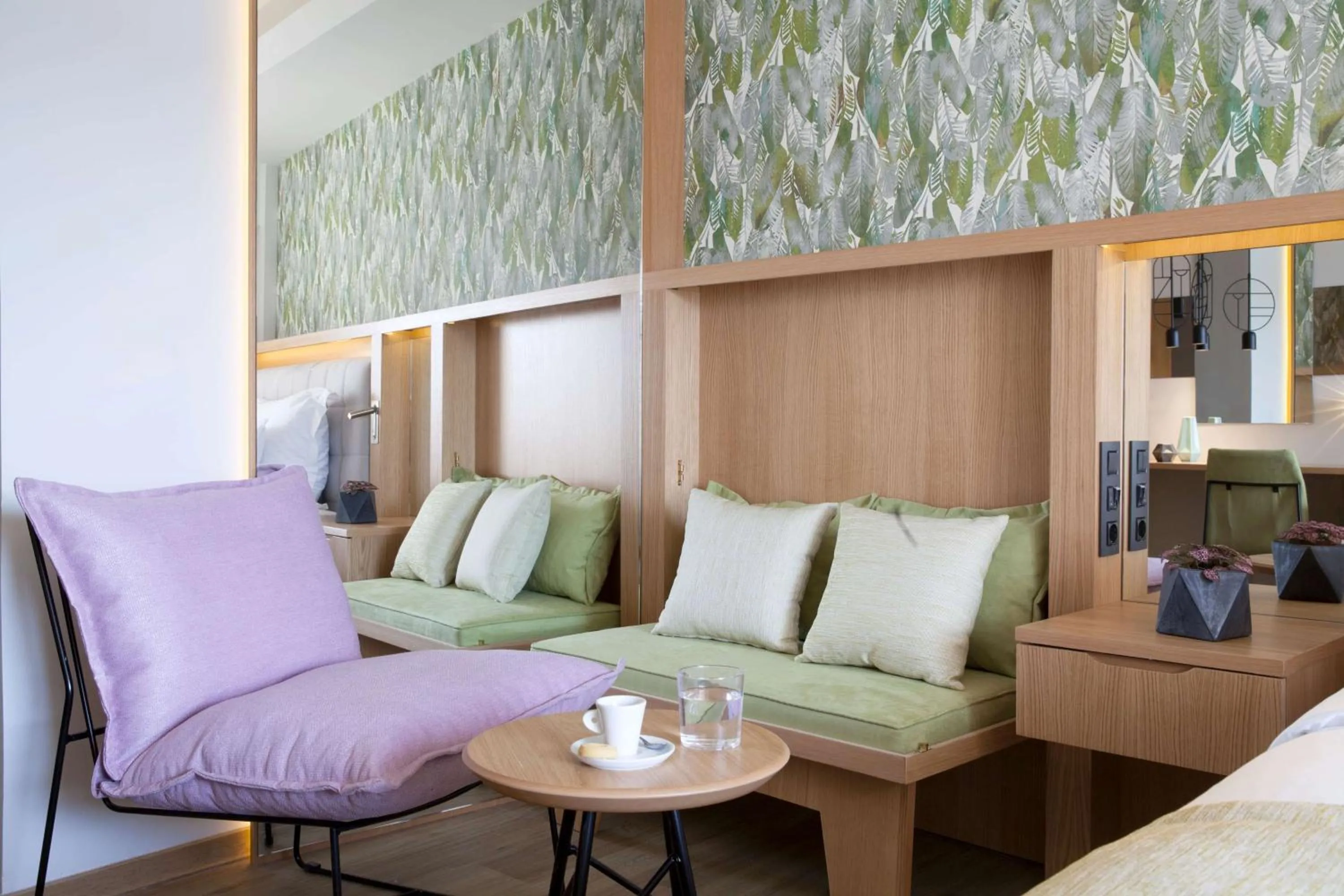 Photo of the whole room in Zeus Dolce by Wyndham Athens