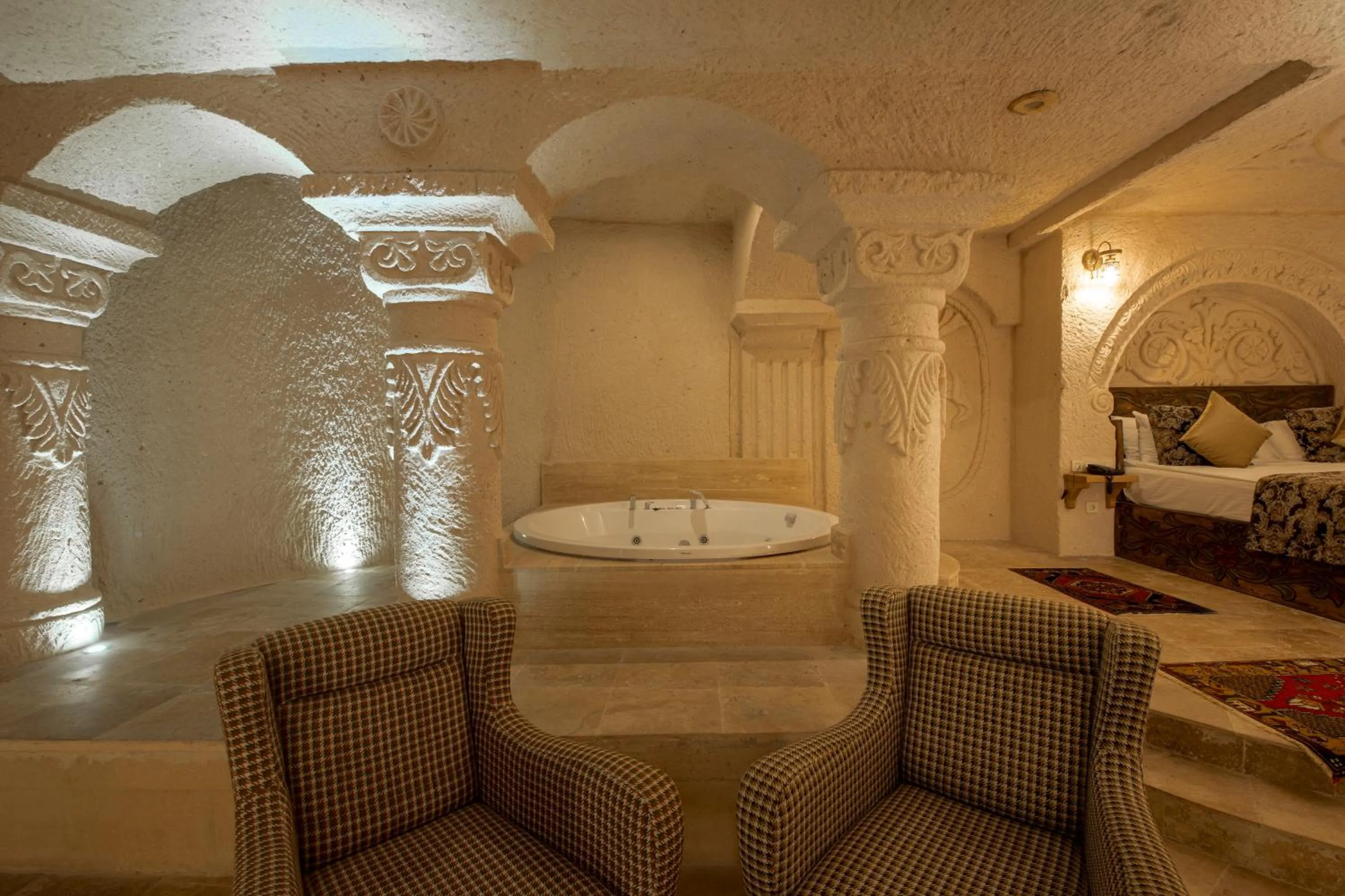 Hot Tub in Harem Suites Cappadocia