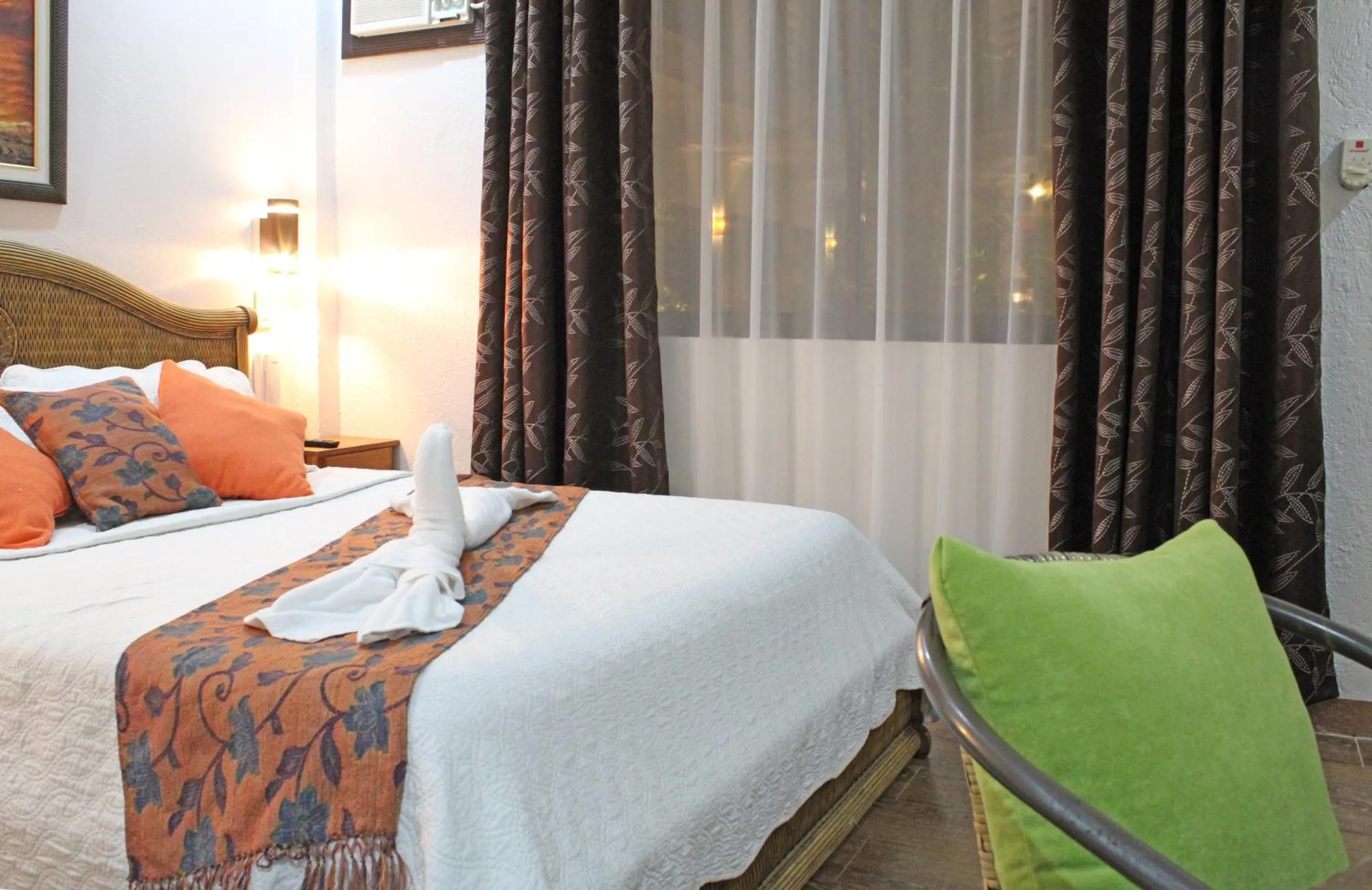 Bed in Balaibinda Lodge