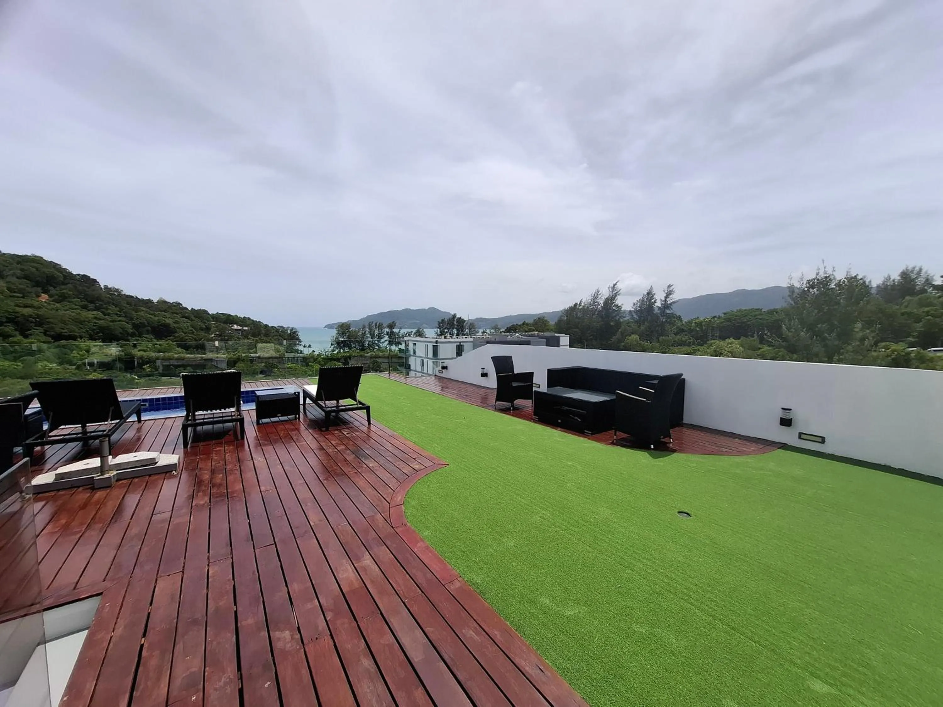 Seating area in Twin Sands Resort Penthouse