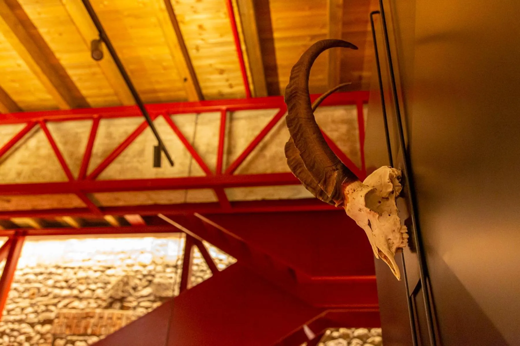 Restaurant/places to eat in Melesin Distillery