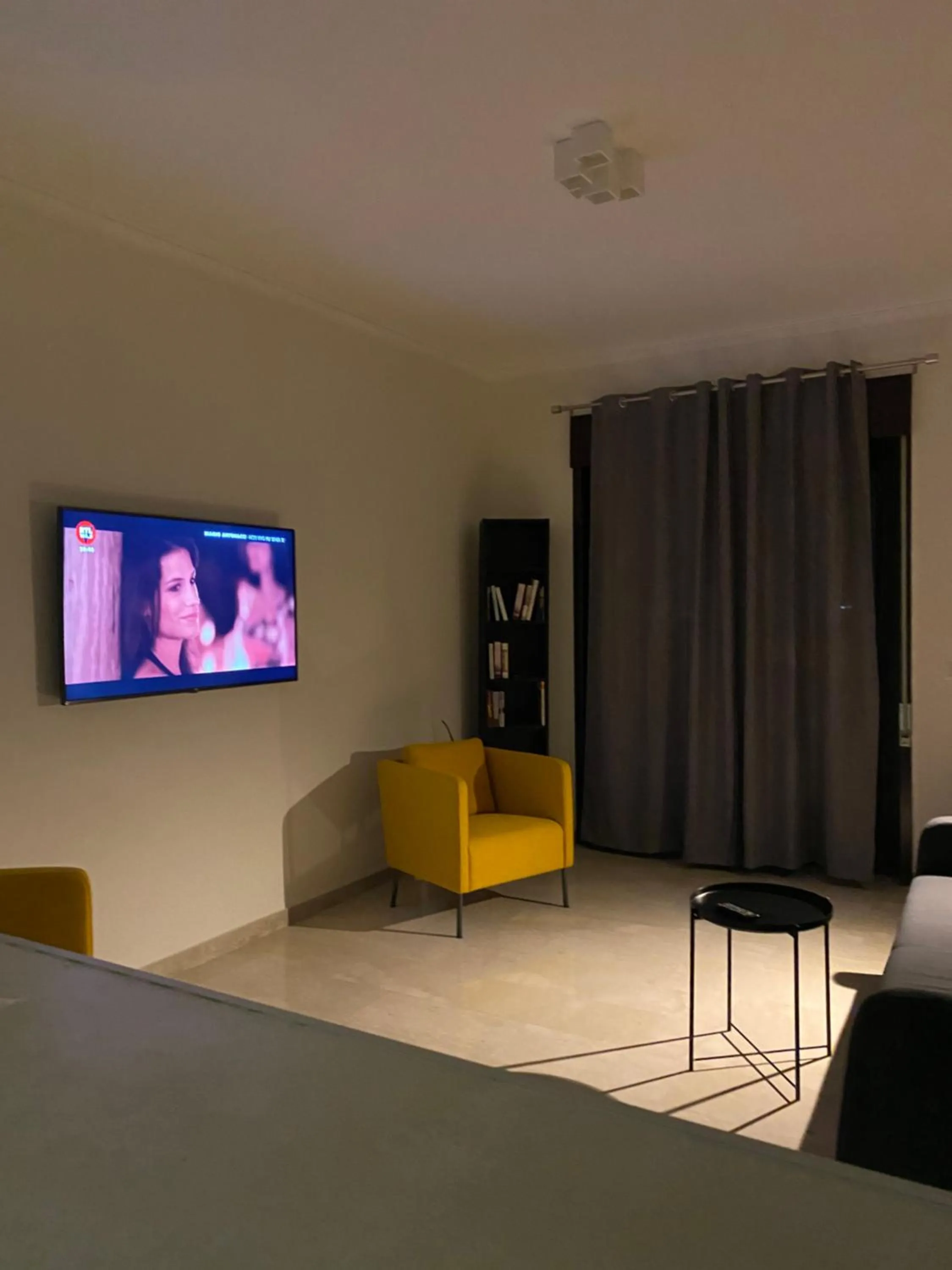 Communal lounge/ TV room in PAPALi 289