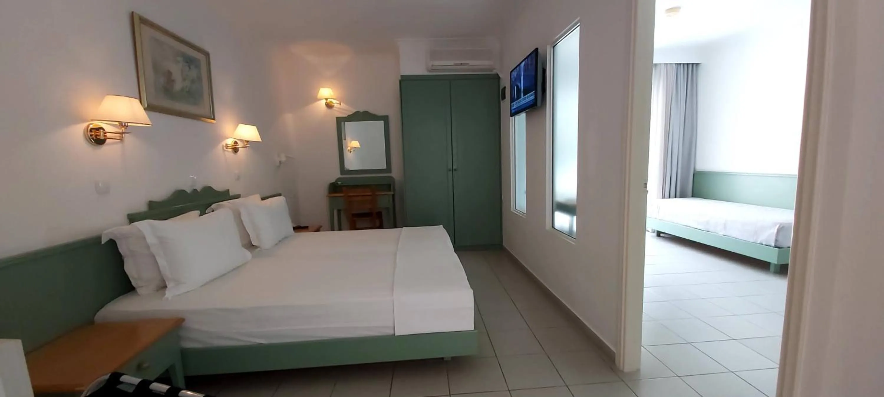 Bed in Andromeda Hotel Apartments