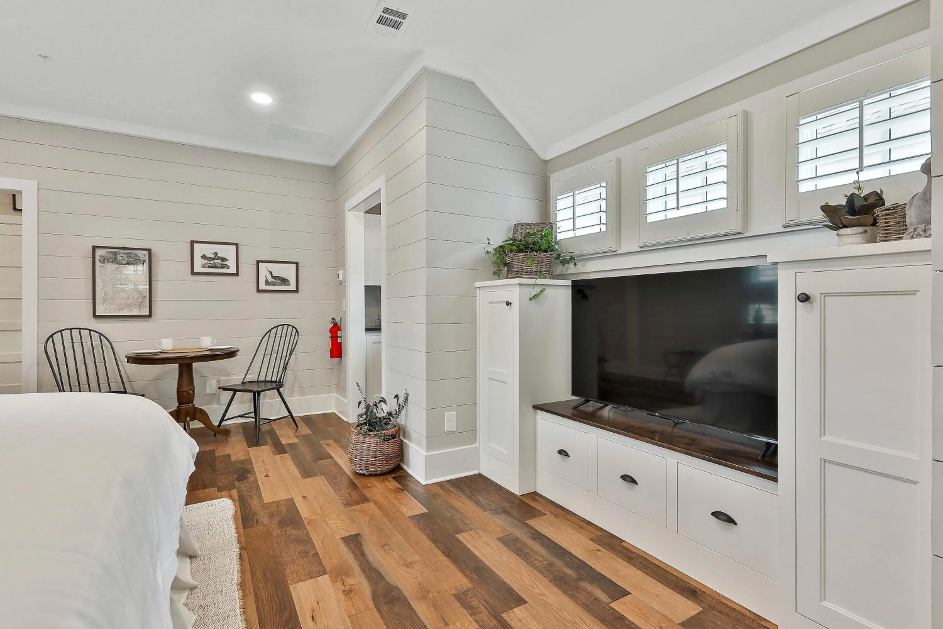 TV and multimedia in The Cottages at Laurel Brooke