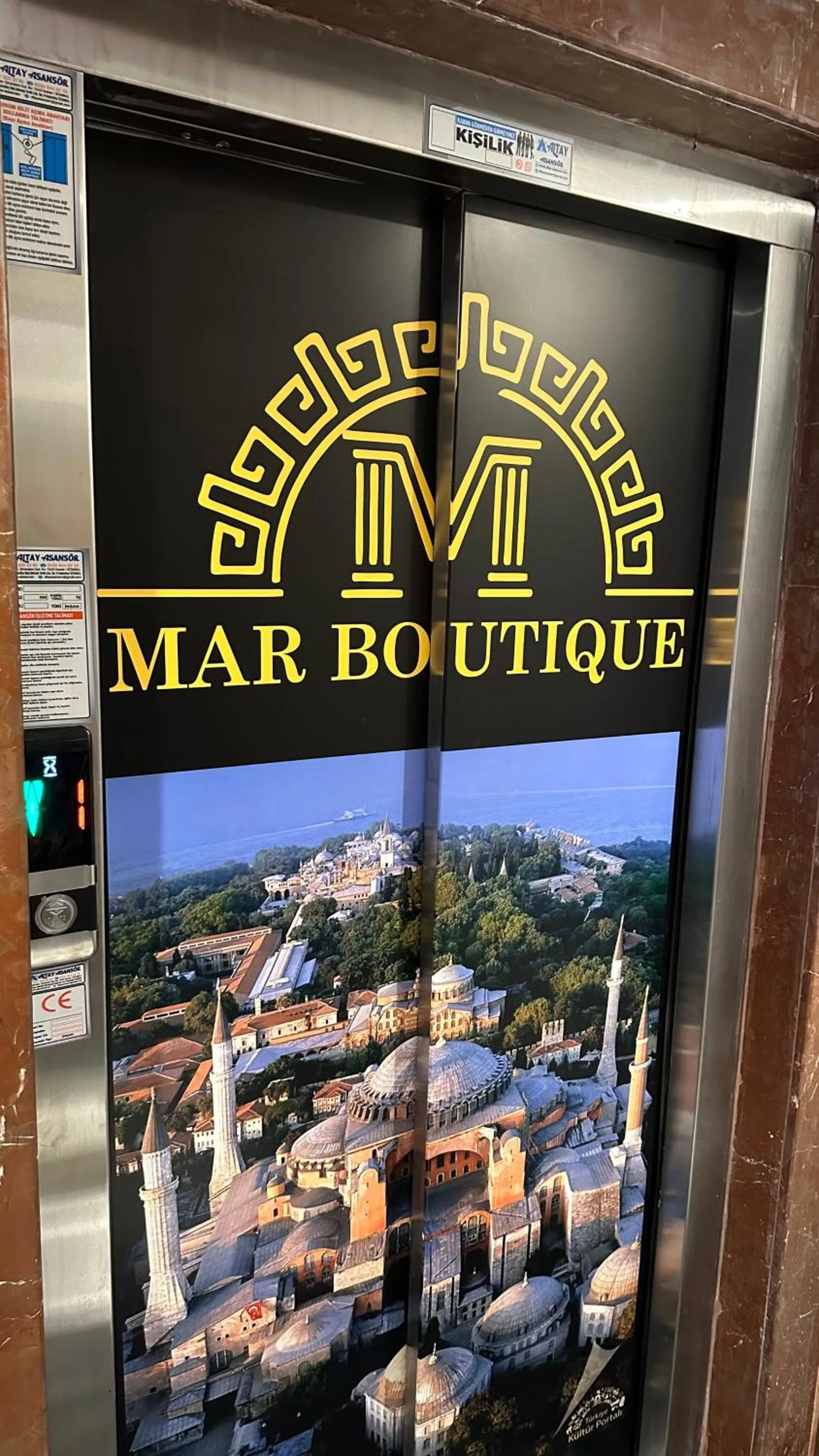 Property logo or sign in Mar Boutique Apartment