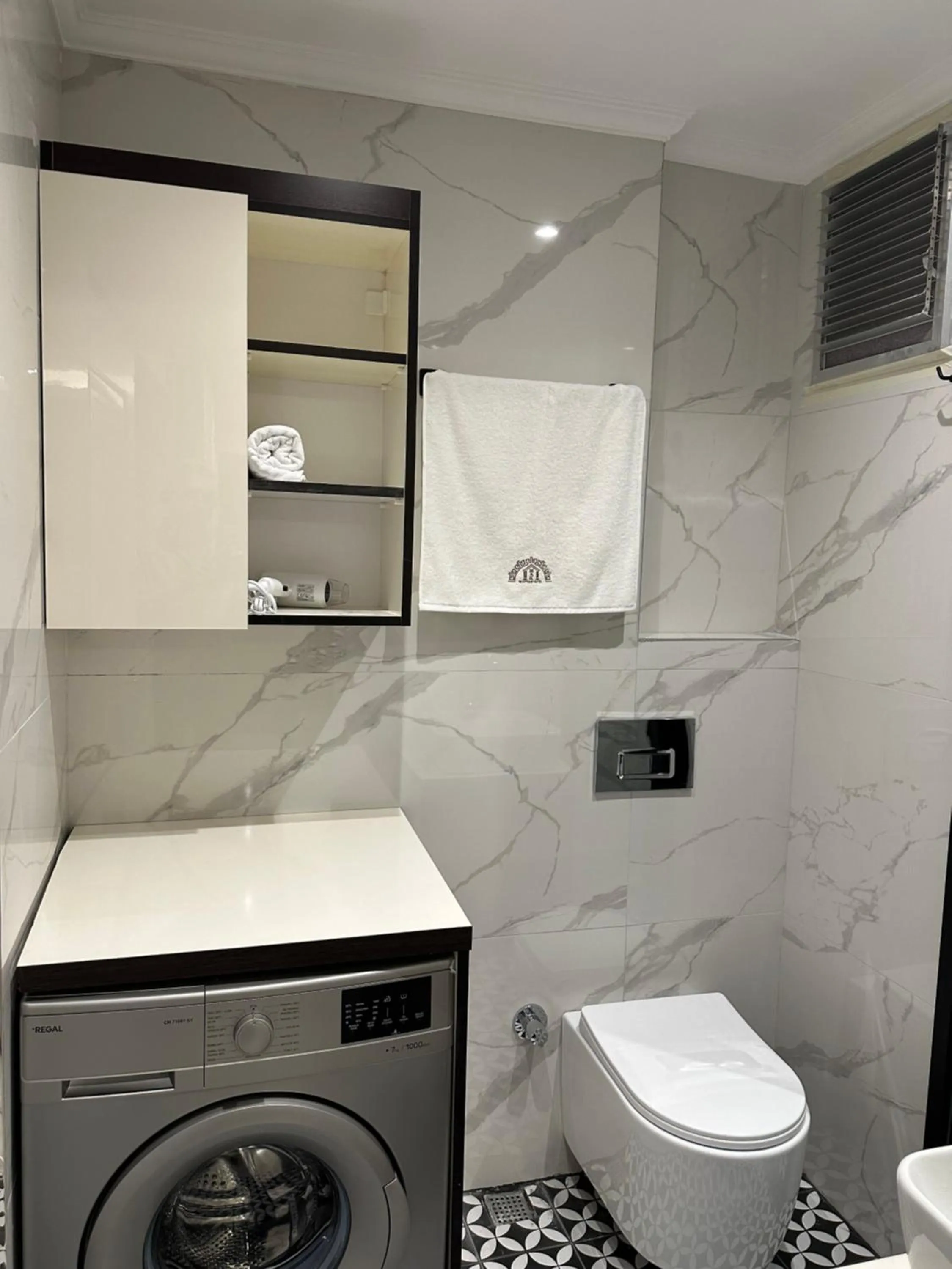 Toilet in Mar Boutique Apartment