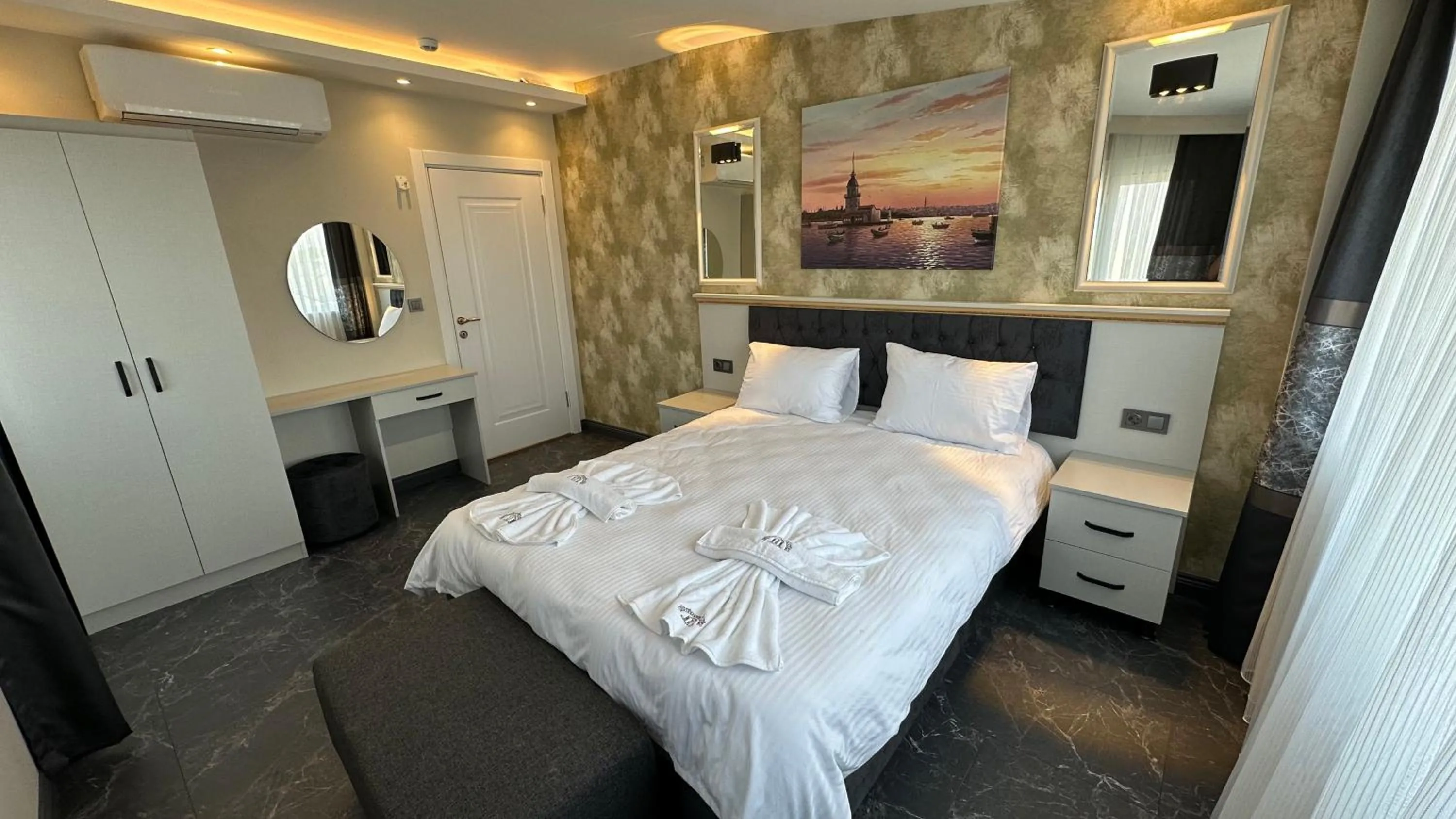 Bed in Mar Boutique Apartment