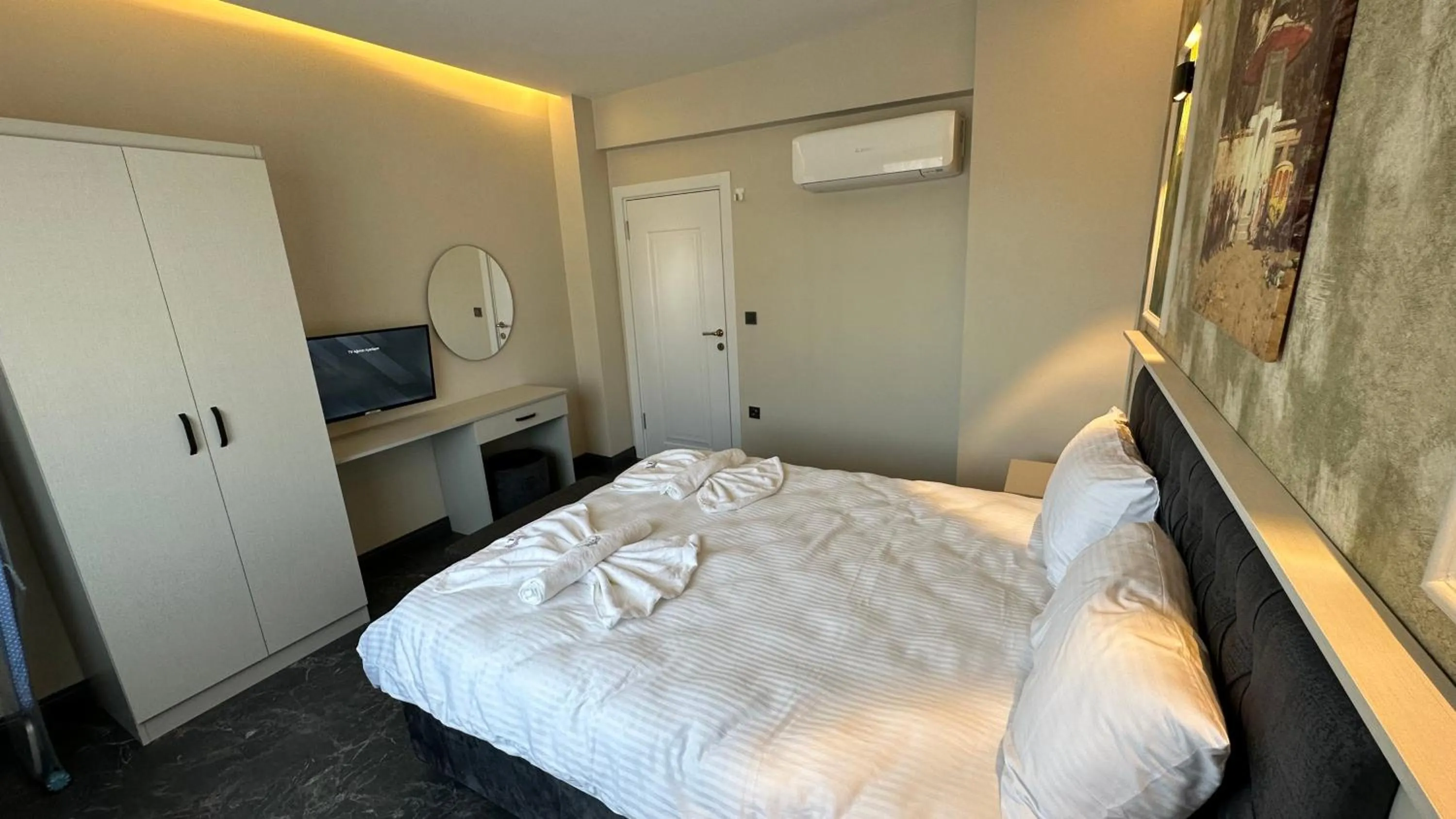 Photo of the whole room, Bed in Mar Boutique Apartment