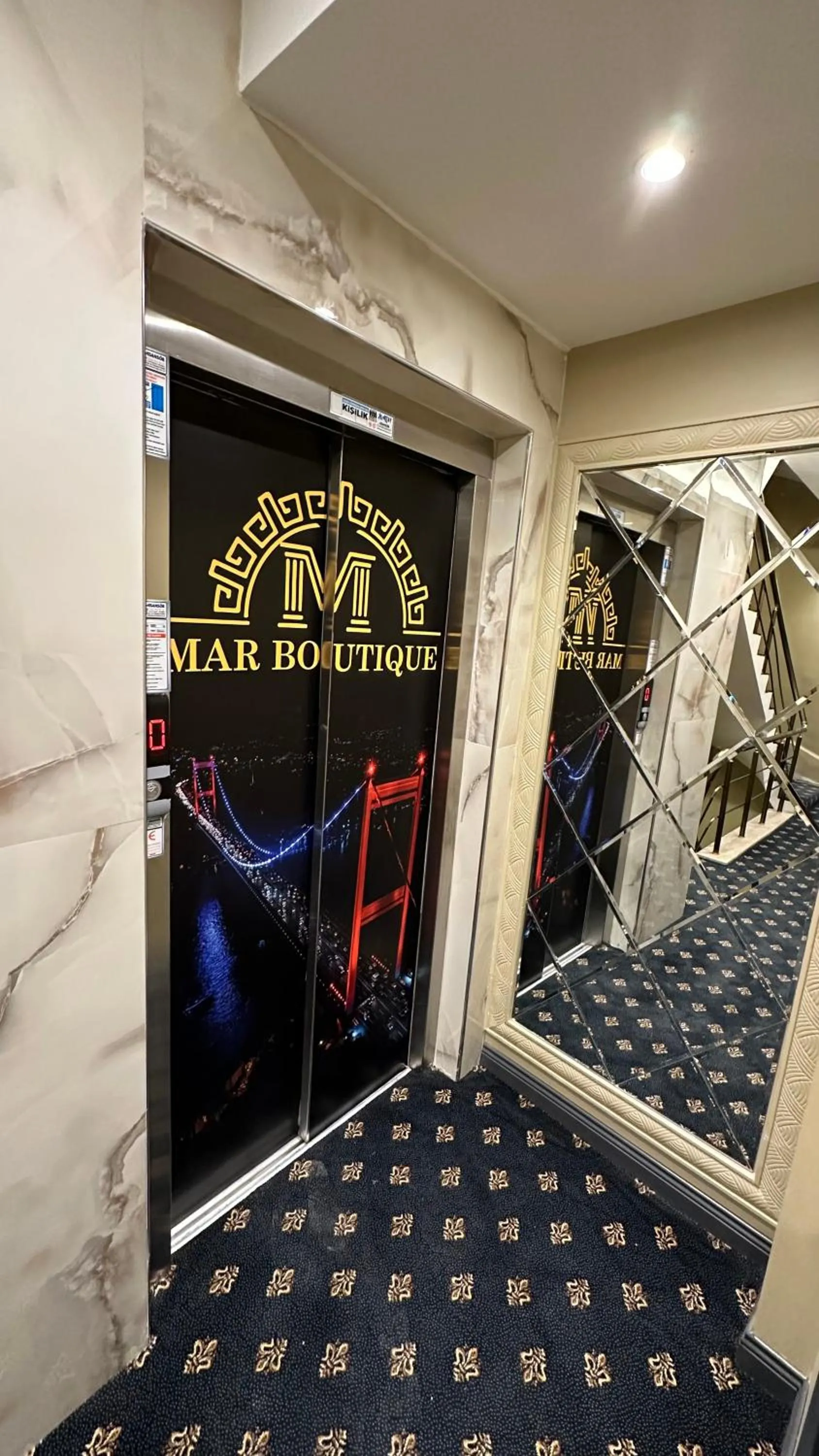 Property logo or sign in Mar Boutique Apartment