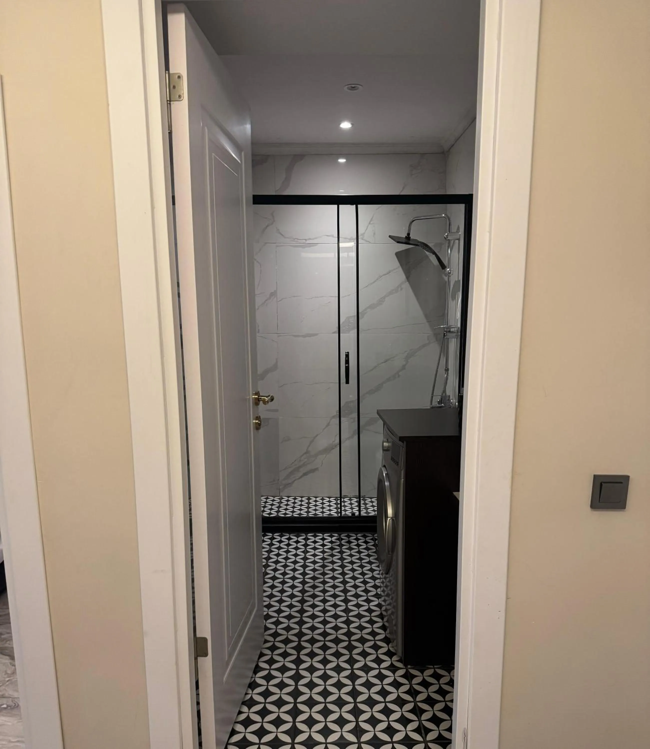 Shower in Mar Boutique Apartment