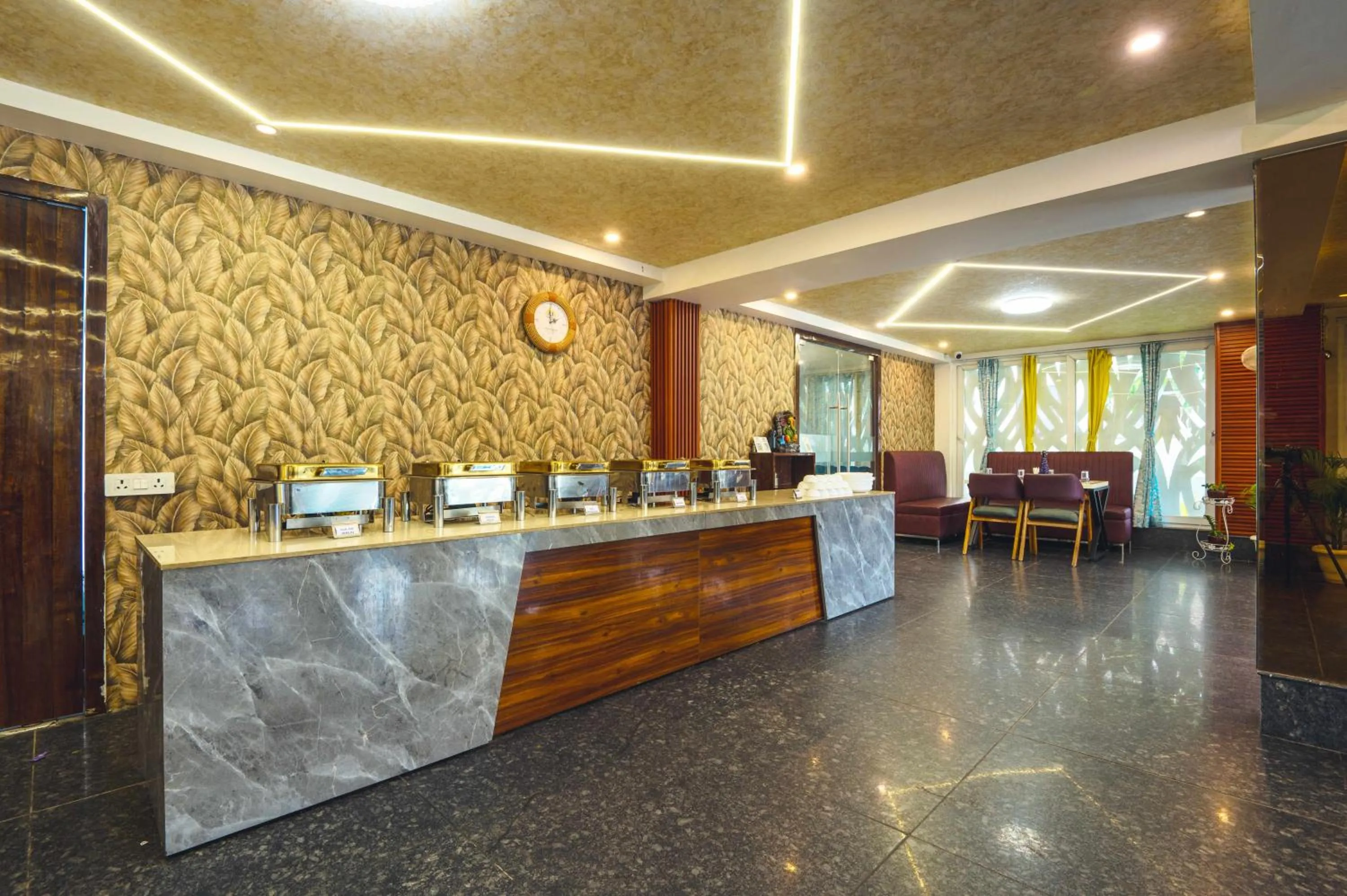 Restaurant/places to eat in Treebo Sunny Feast