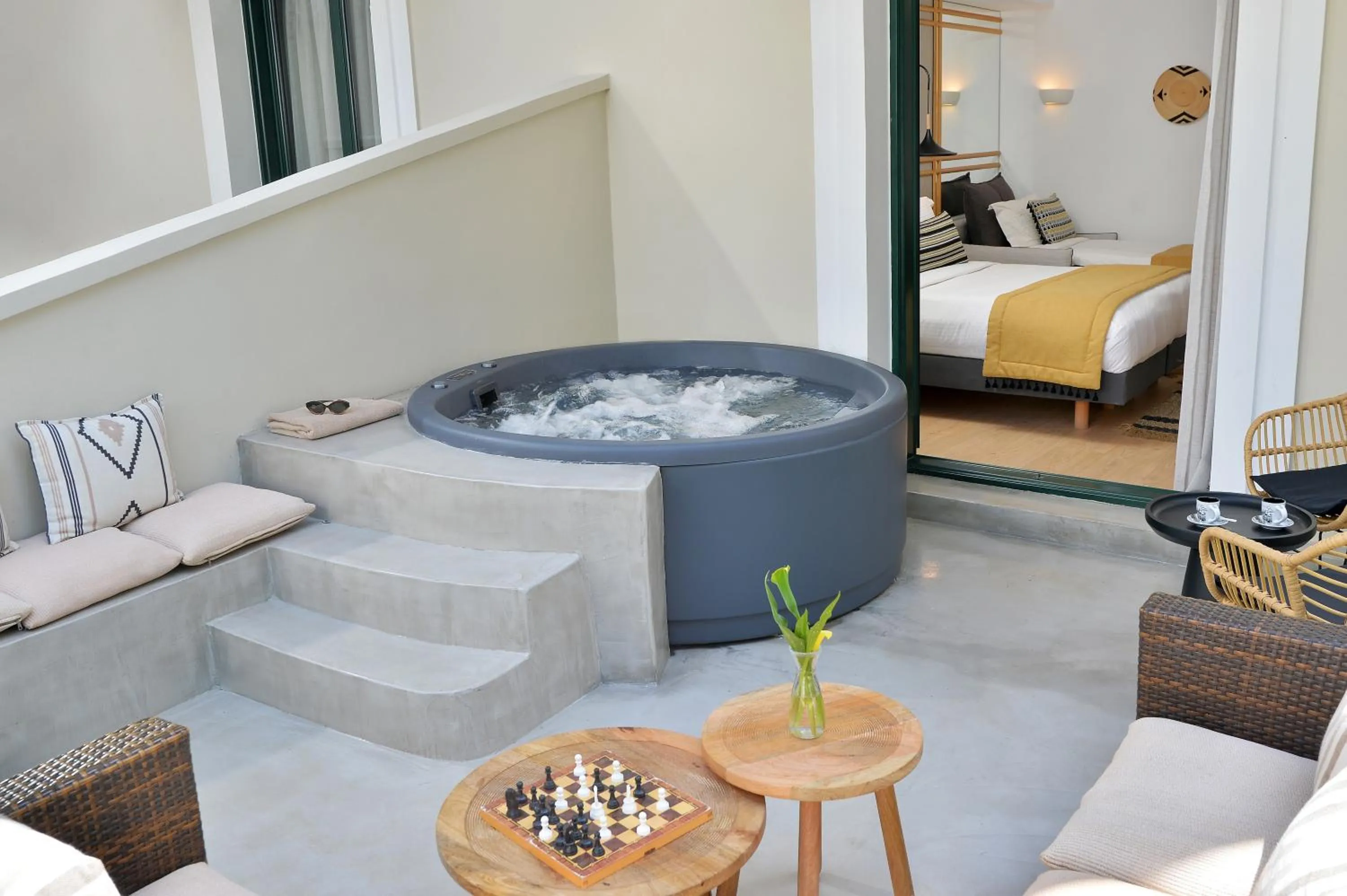 Hot Tub, Bed in Aktaion Beach Boutique Hotel & Spa