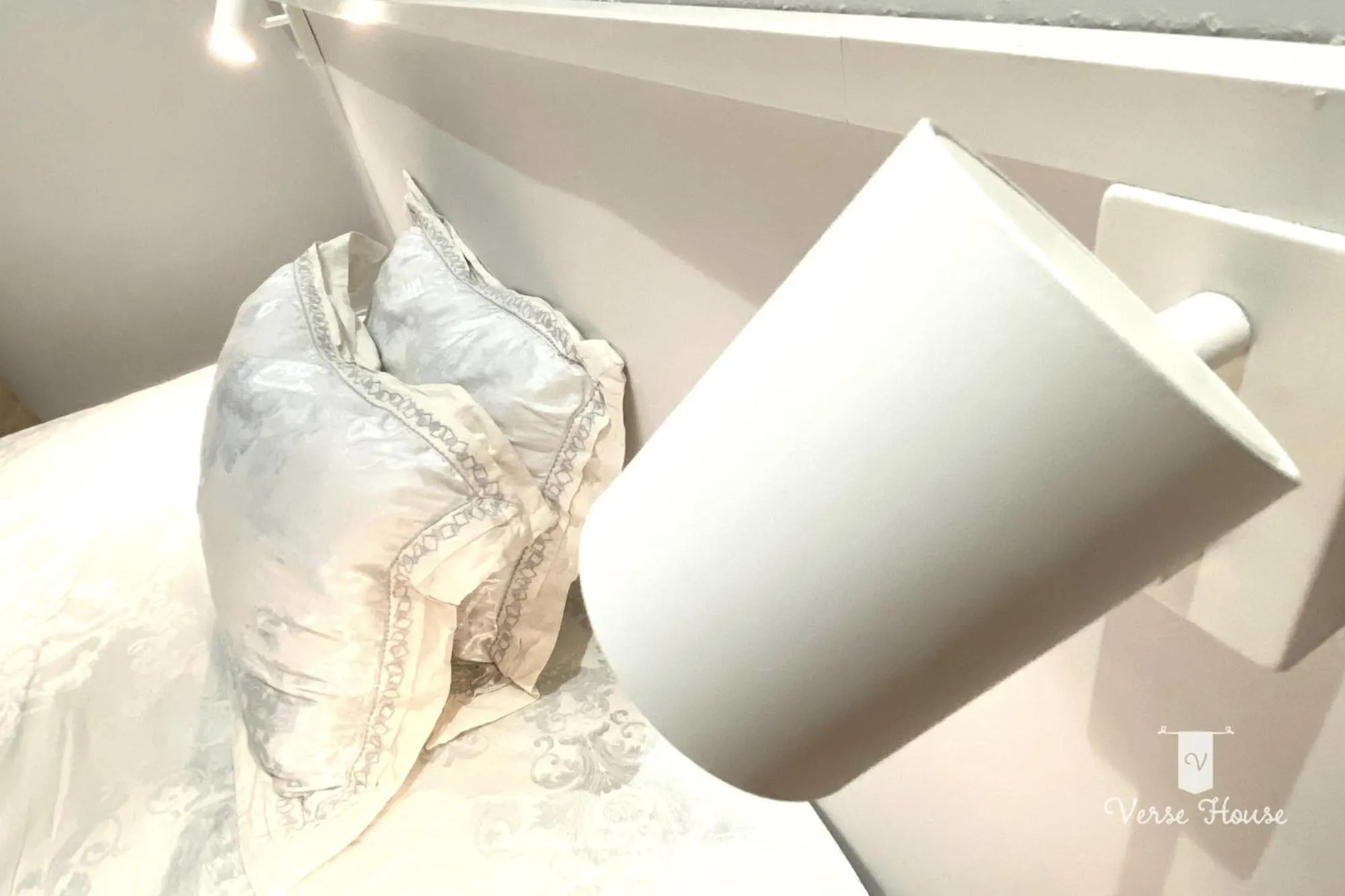 Bed in Verse Guest House