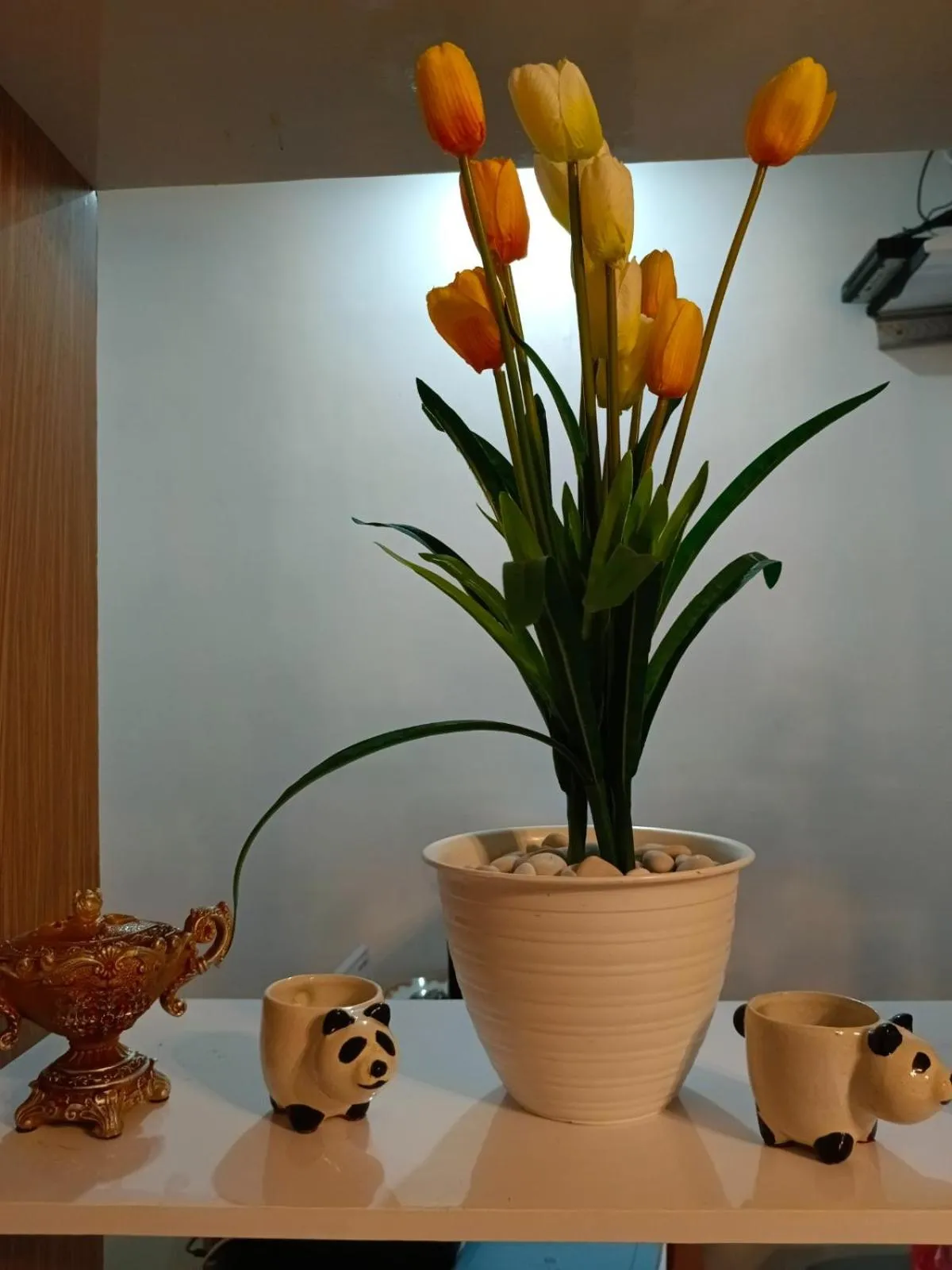 Decorative detail in D'Ariska Rooms Homestay