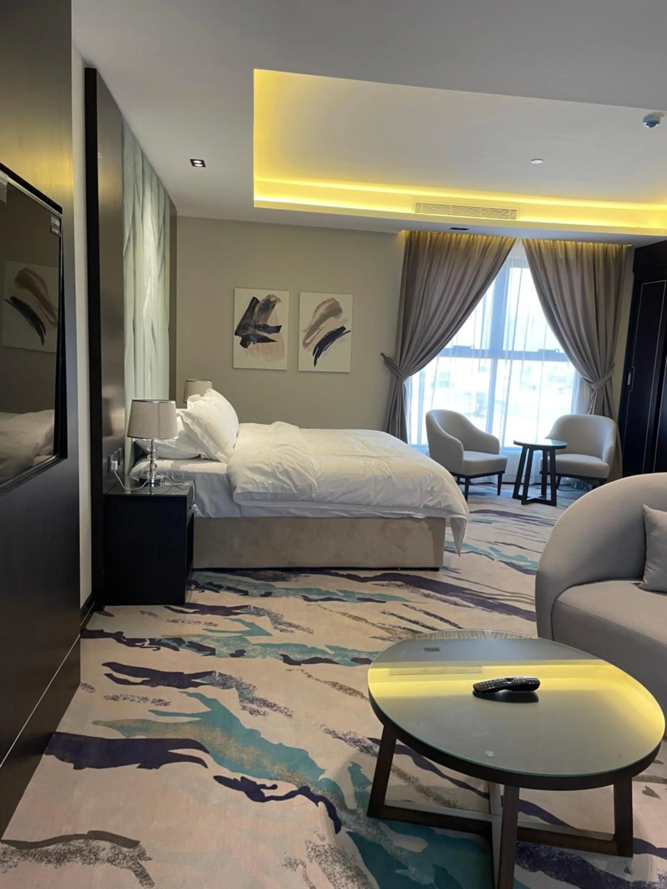 Bed in Al Wateen Hotel