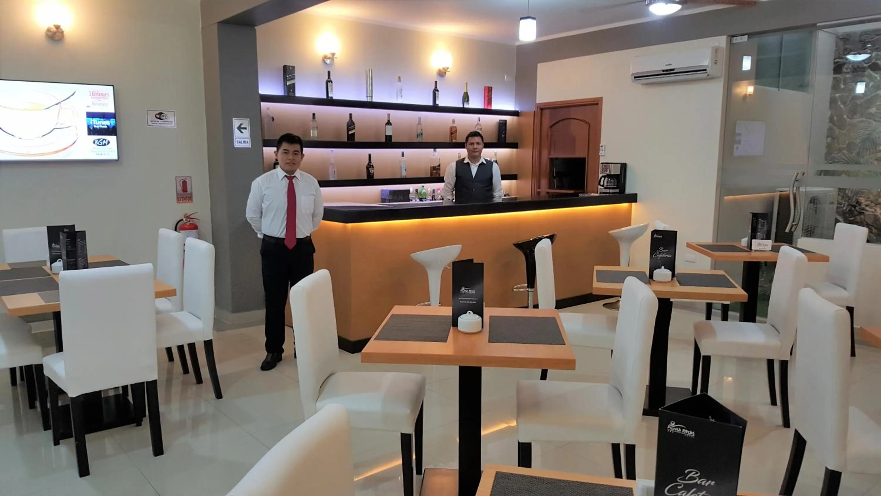 Restaurant/places to eat in Hotel Punta Rocas - Huacho