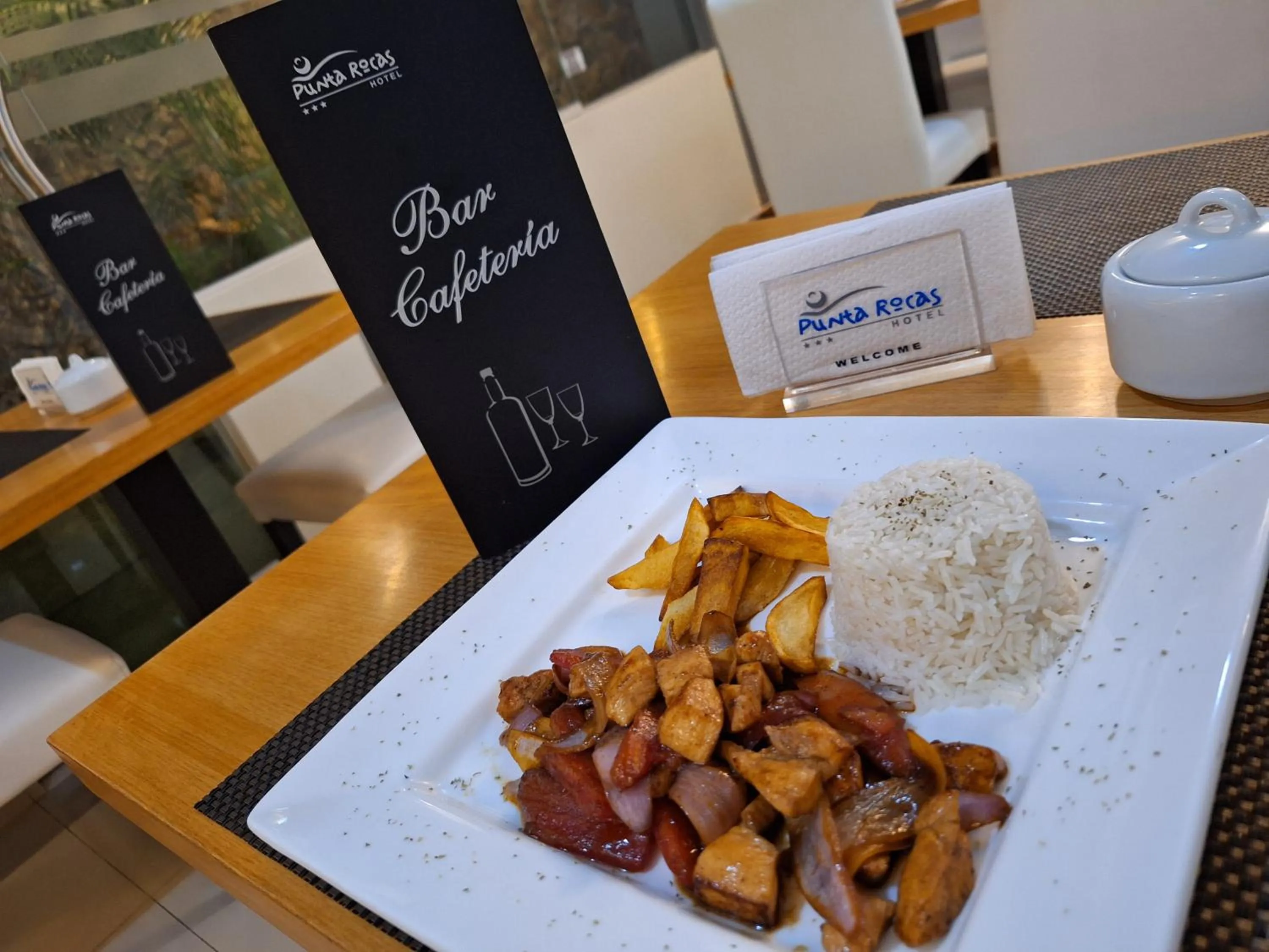 Hotel Punta Rocas - Huacho