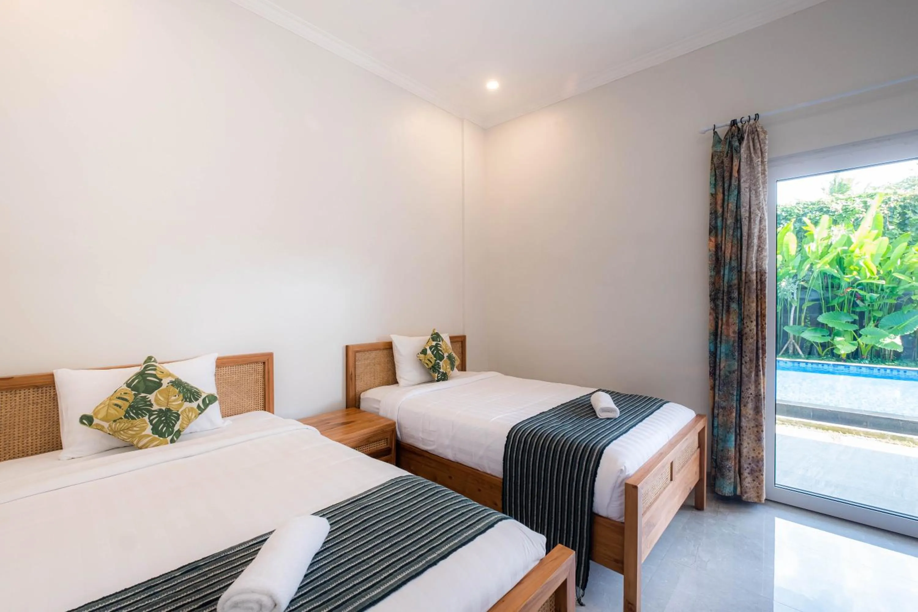 Bed in Kubu Kirana by Supala