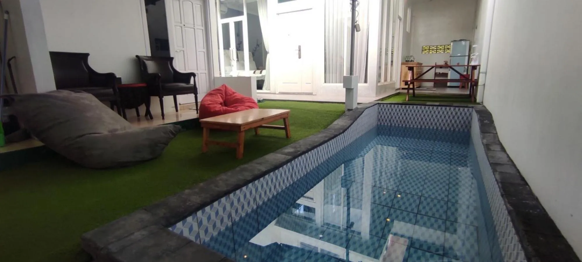 Swimming pool in Aliandra Villa by The Lavana