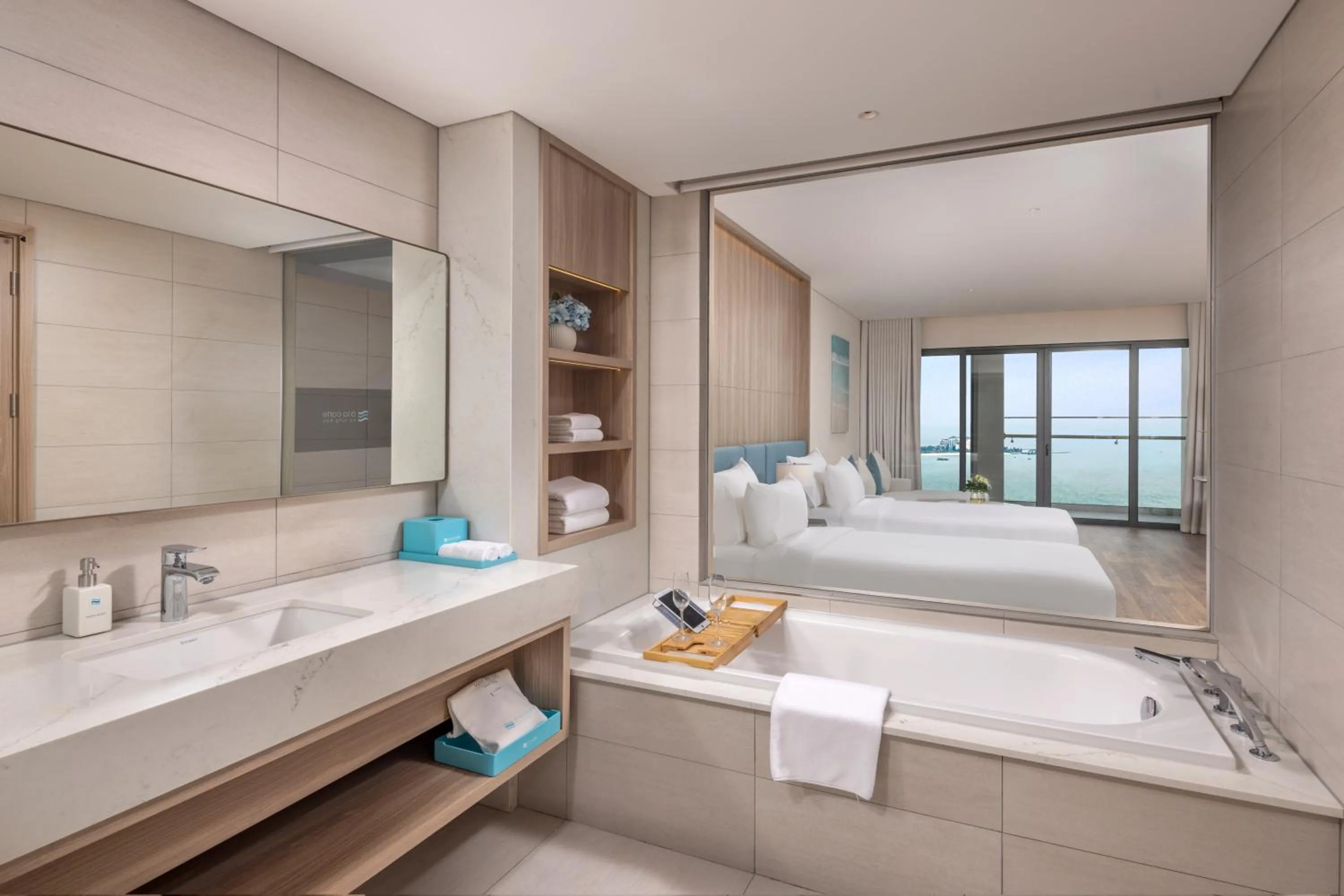 Bed in A La Carte Ha Long Bay Managed by TASECO