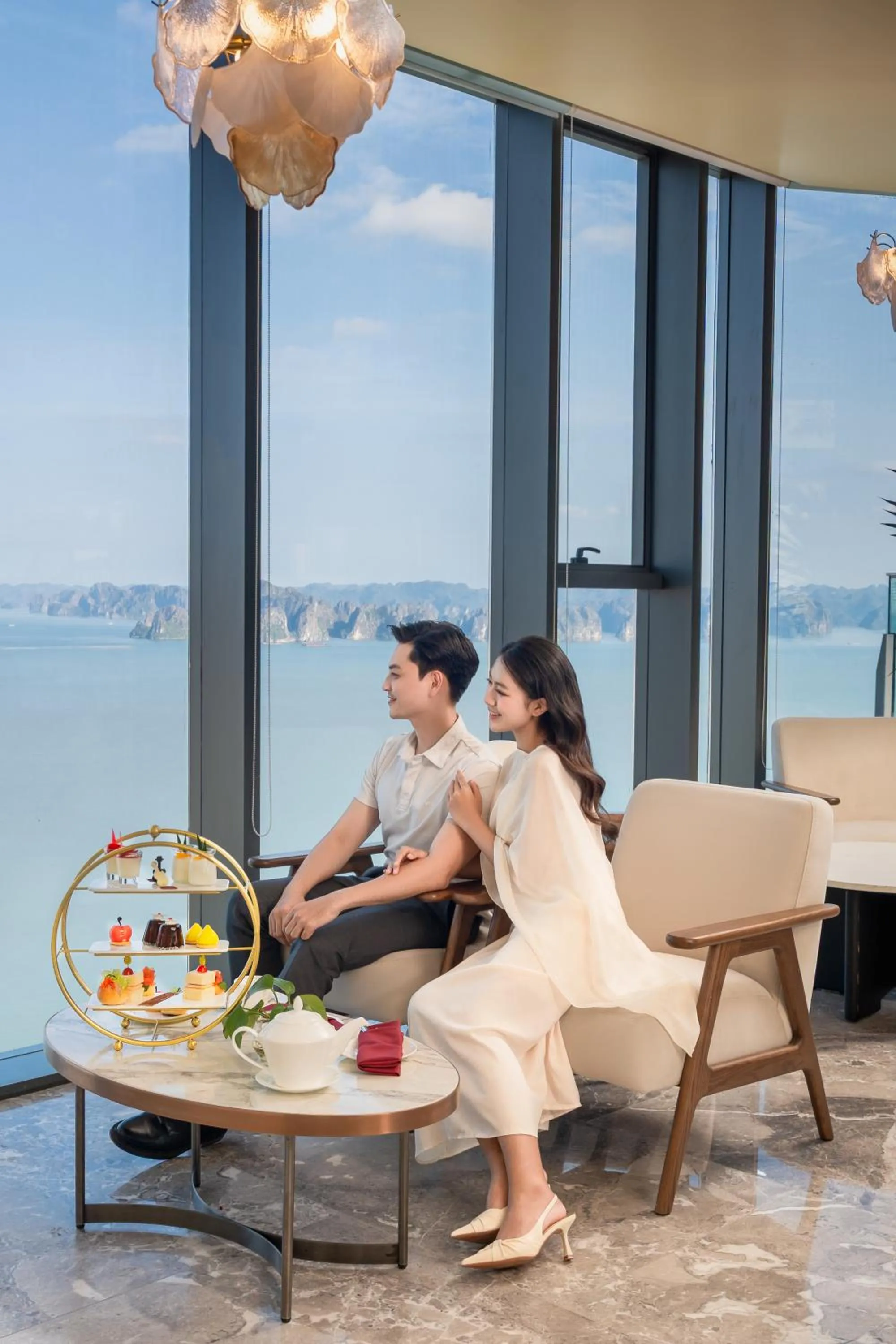 Restaurant/places to eat in A La Carte Ha Long Bay Managed by TASECO