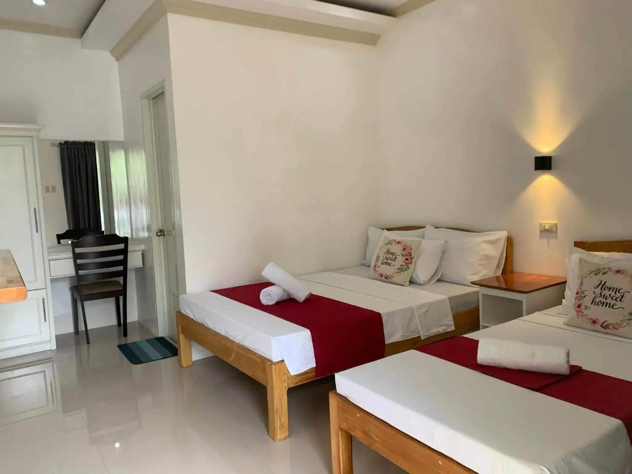 Triple Room in Sunshine Stay Panglao Triple Room in Sunshine Stay Panglao