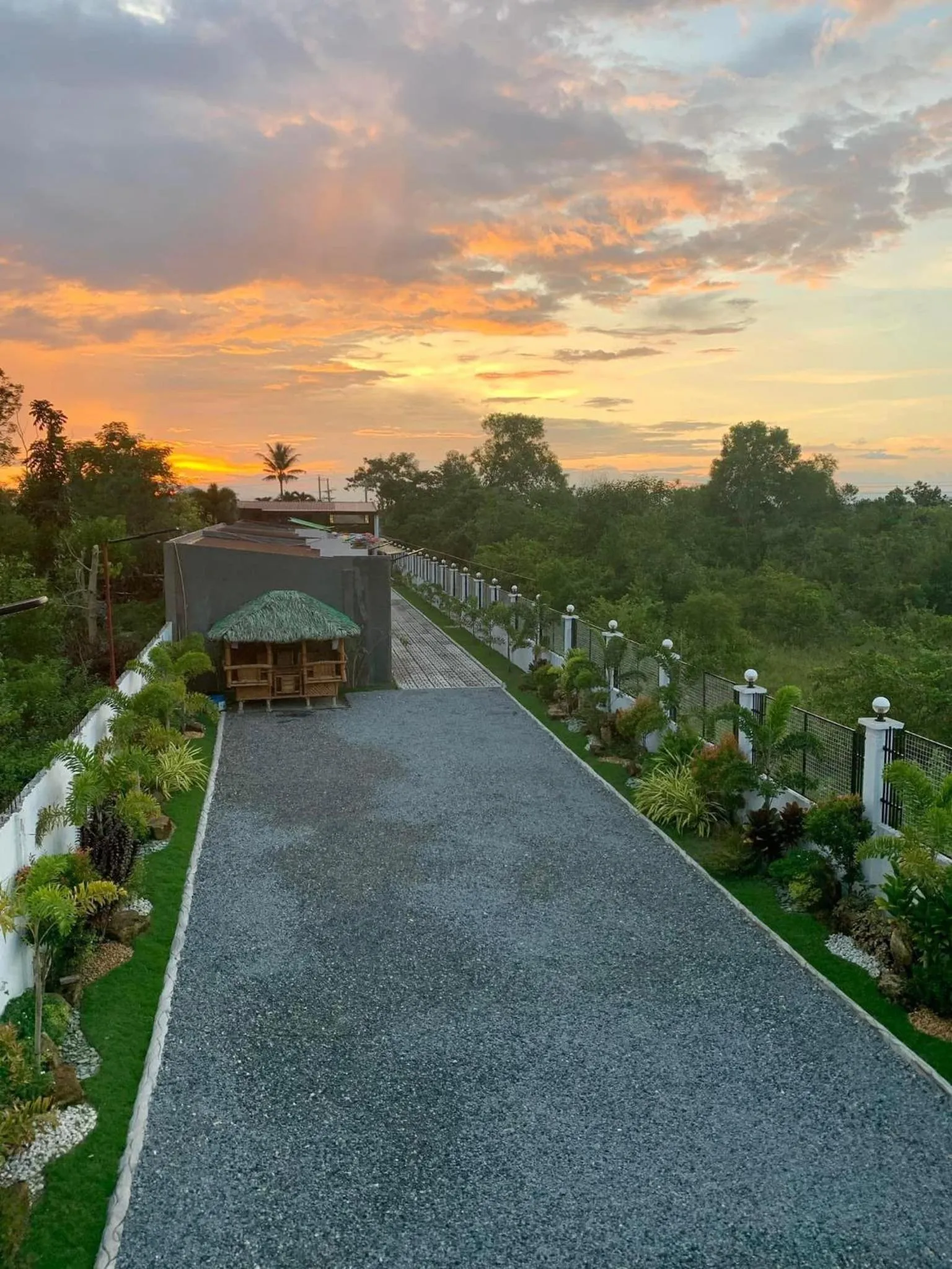 Sunset in Sunshine Stay Panglao
