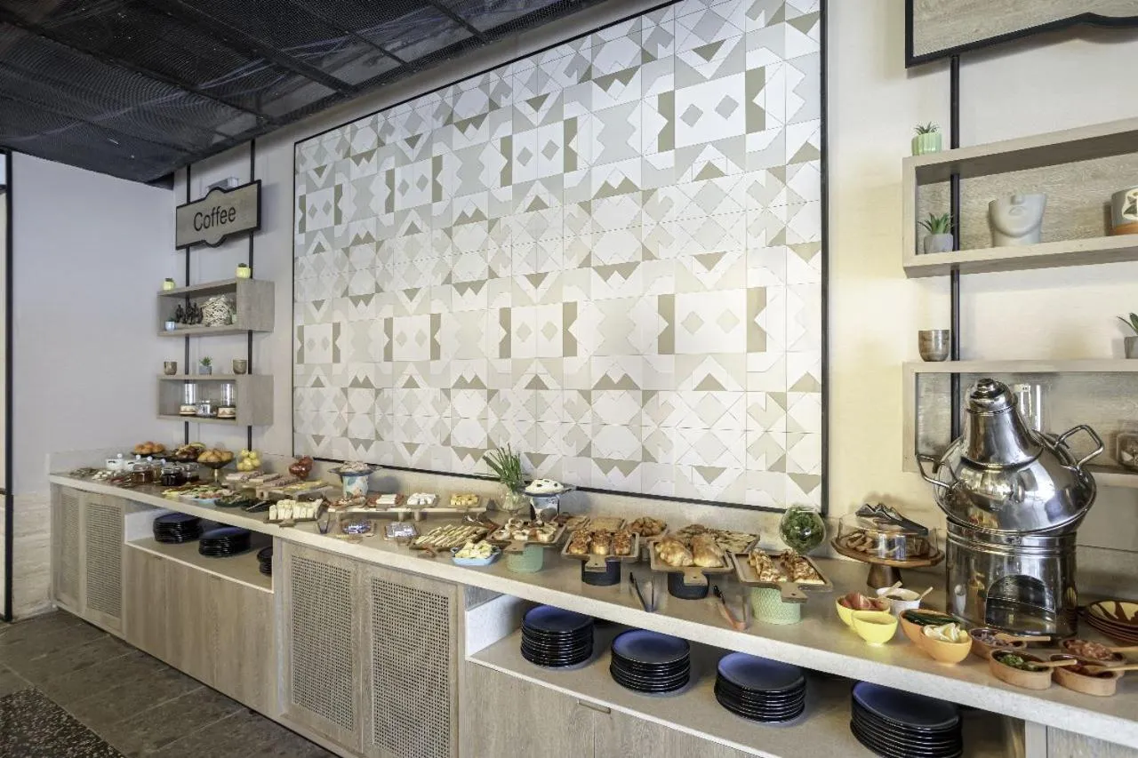 Breakfast in Ewaa Express Hotel - Al Jouf