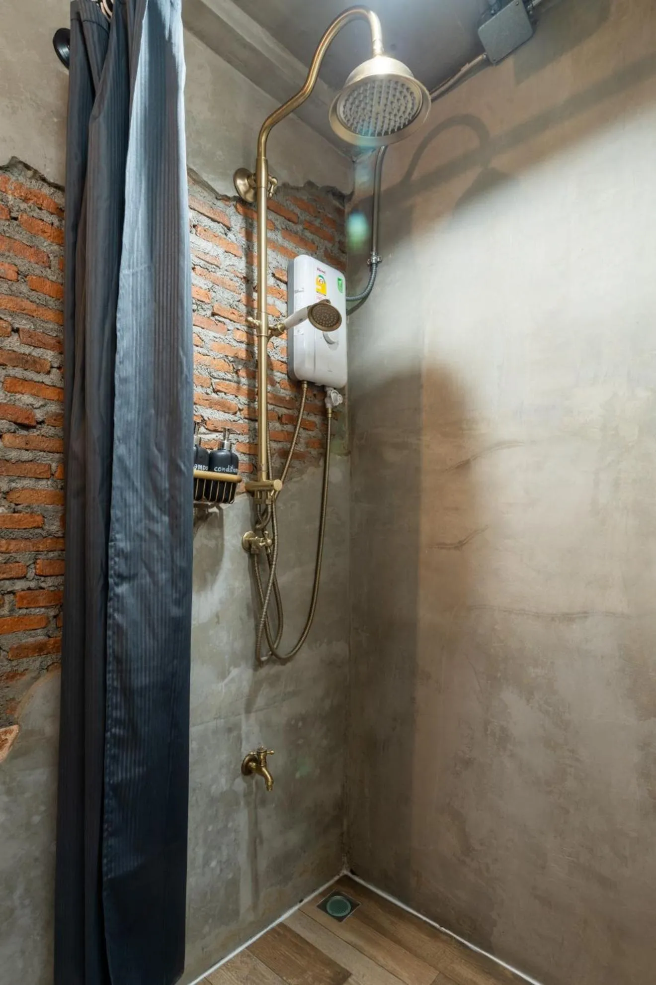 Bathroom in House of Machine Boutique Hotel