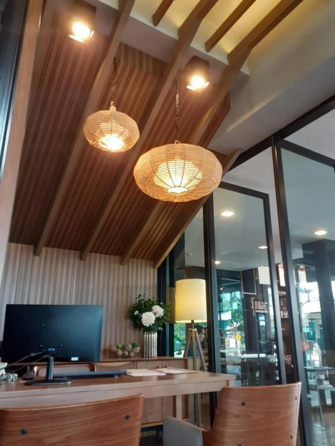 Text overlay in The Bedrooms Maeklong and Services Apartment