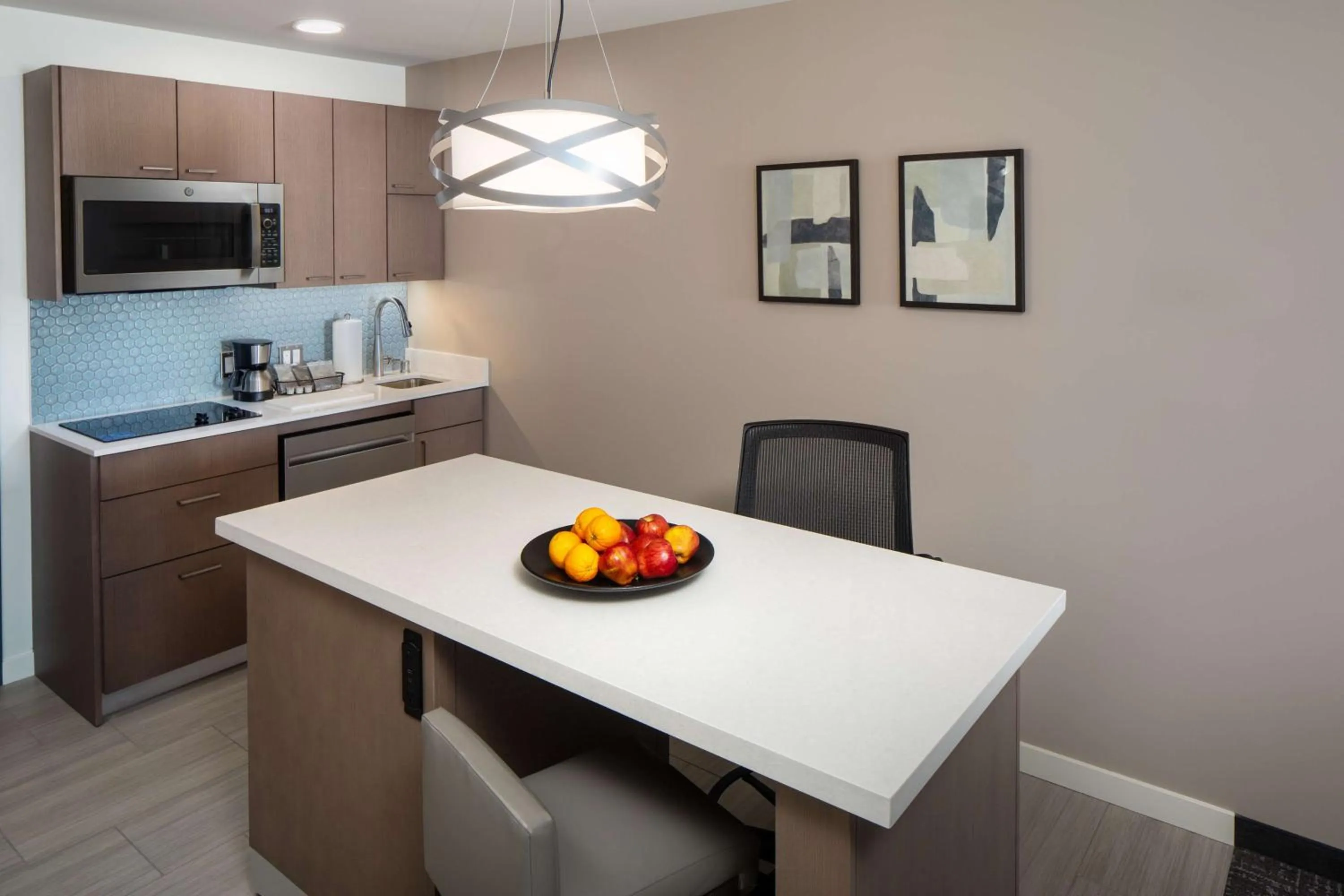 Kitchen or kitchenette in Hyatt House Vacaville