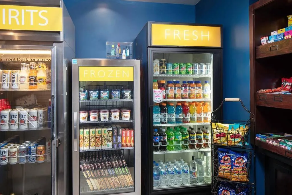 Food and drinks in Ultimate Las Vegas Getaway One Bedroom Suite with Balcony, Kitchen, Gym, Pool & Free Parking