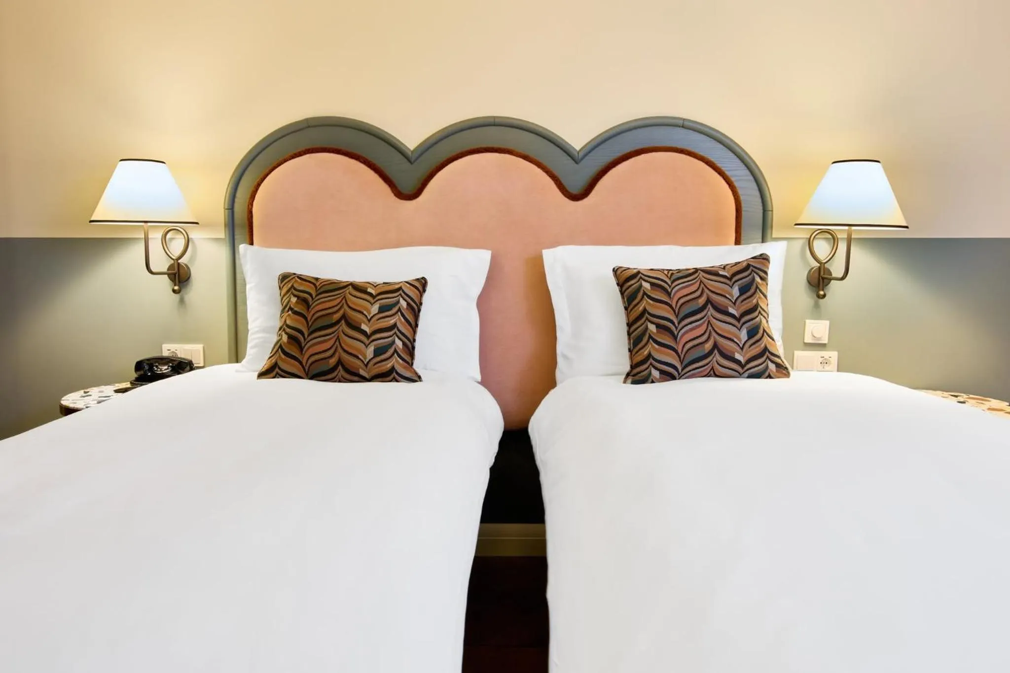 Bedroom, Bed in The Hoxton, Berlin