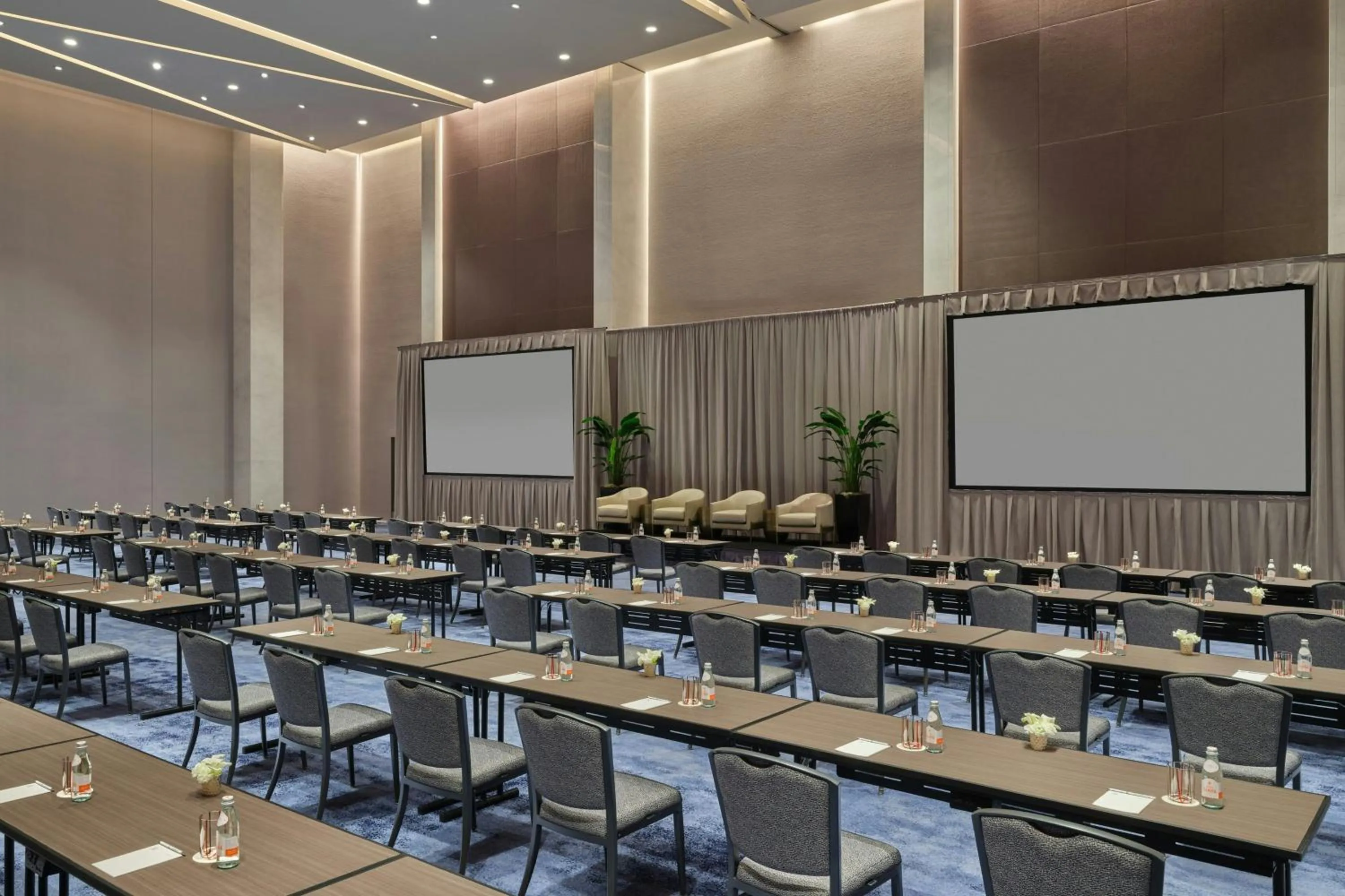Meeting/conference room in The St. Regis Chicago
