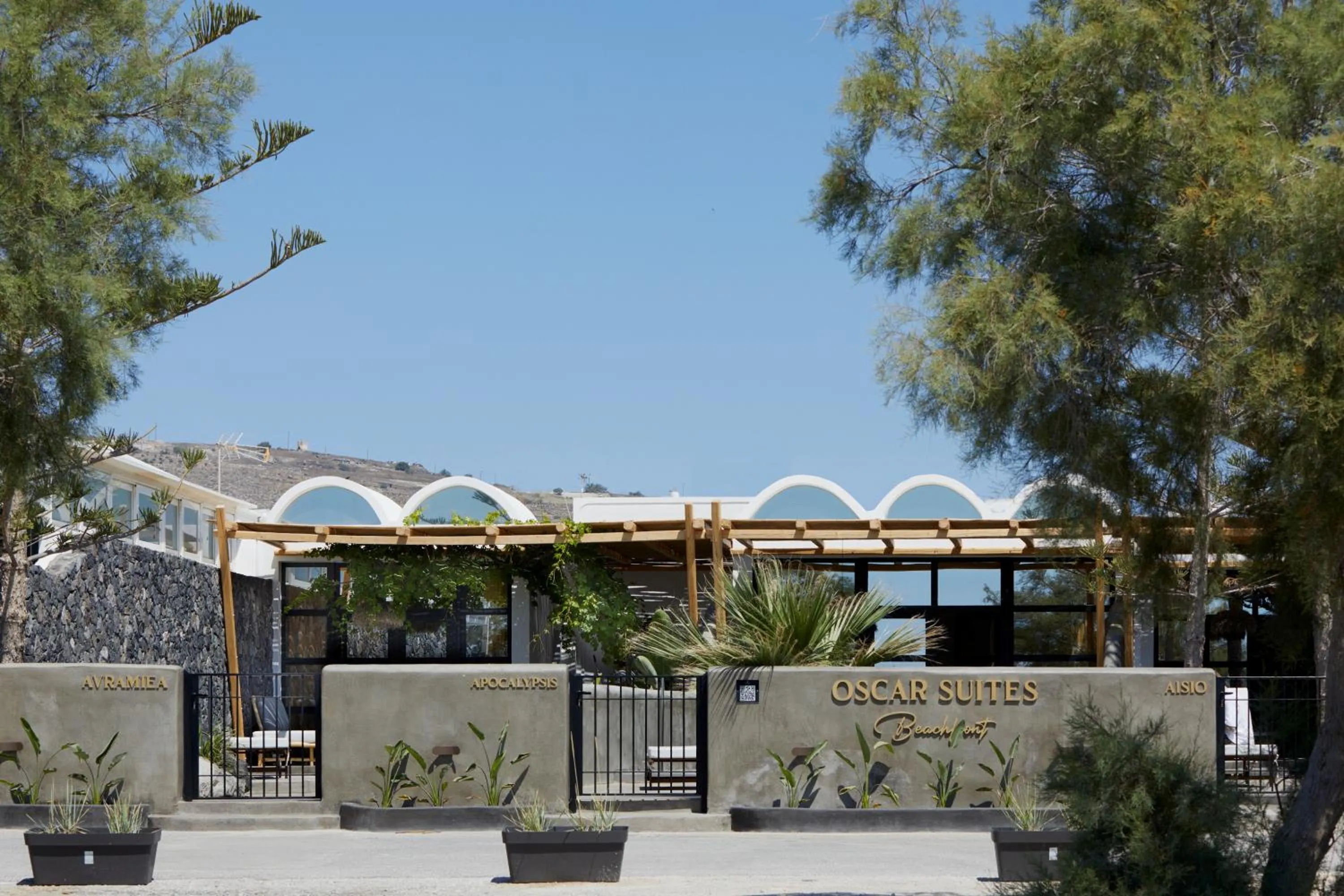 Property building in Oscar Beachfront Suites - Adults Only